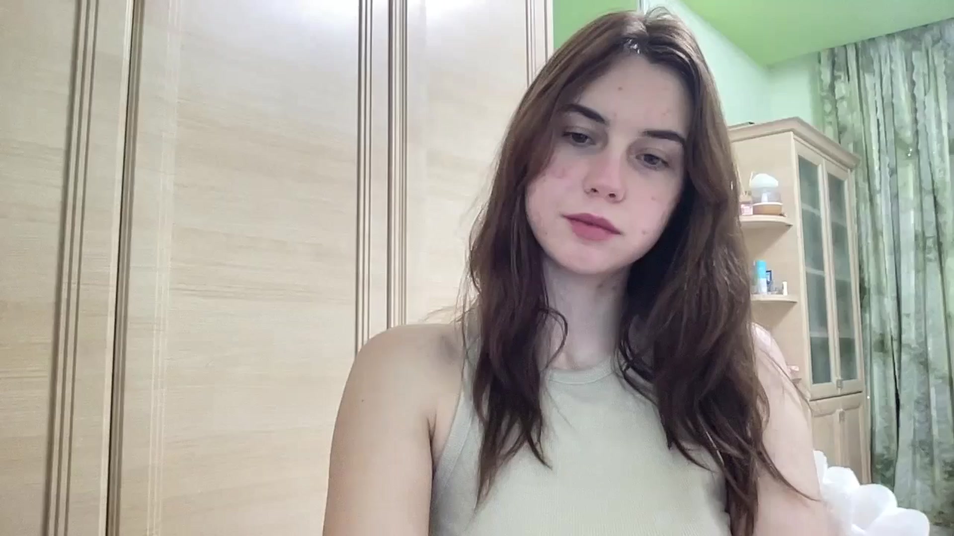 Gallery image thumbnail from EmberMoon's myfreecams stream on, 12/28/2024, 13:50 image 1 of 20