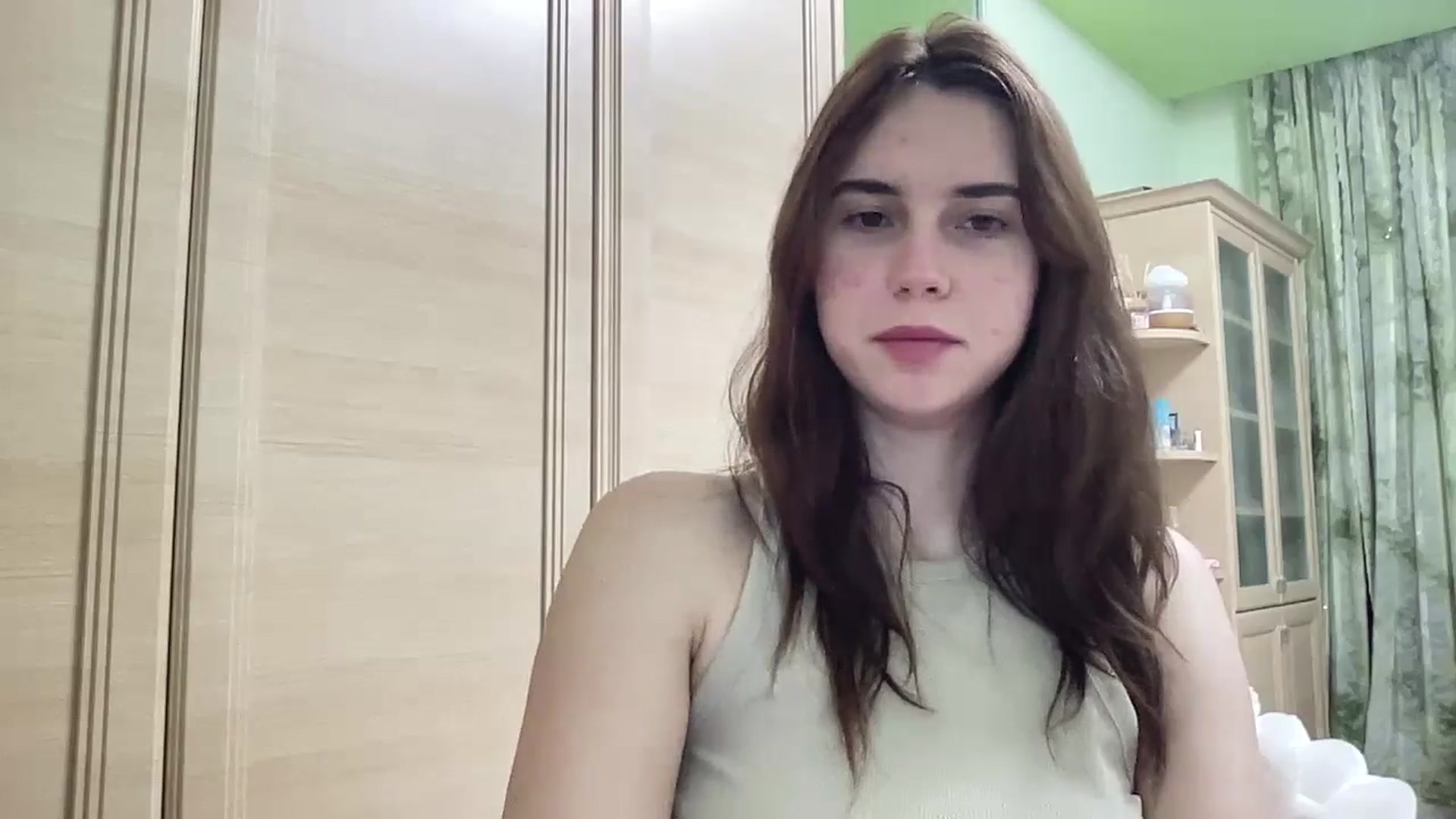 Gallery image thumbnail from EmberMoon's myfreecams stream on, 12/28/2024, 13:50 image 5 of 20