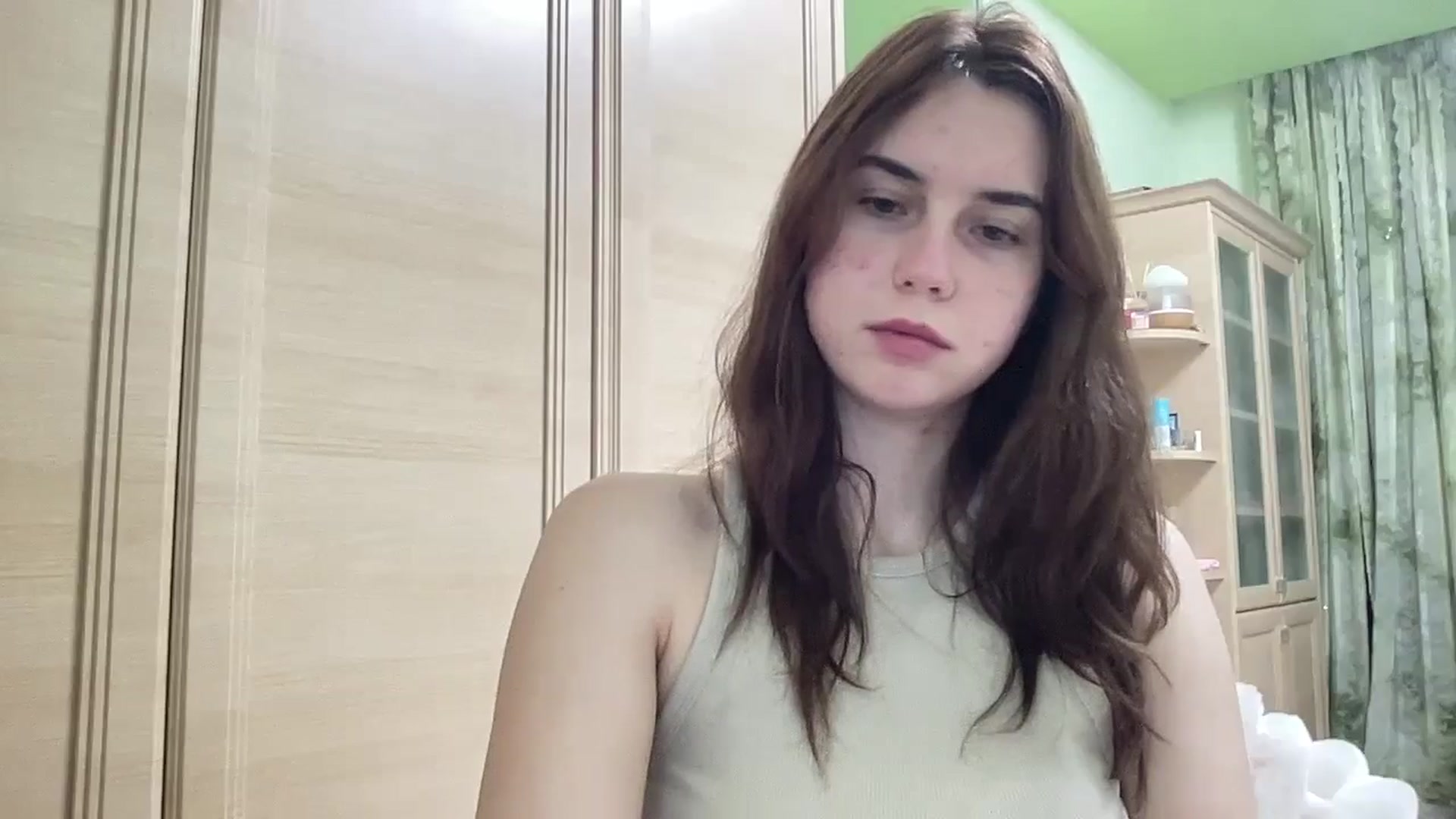 Gallery image thumbnail from EmberMoon's myfreecams stream on, 12/28/2024, 13:50 image 7 of 20