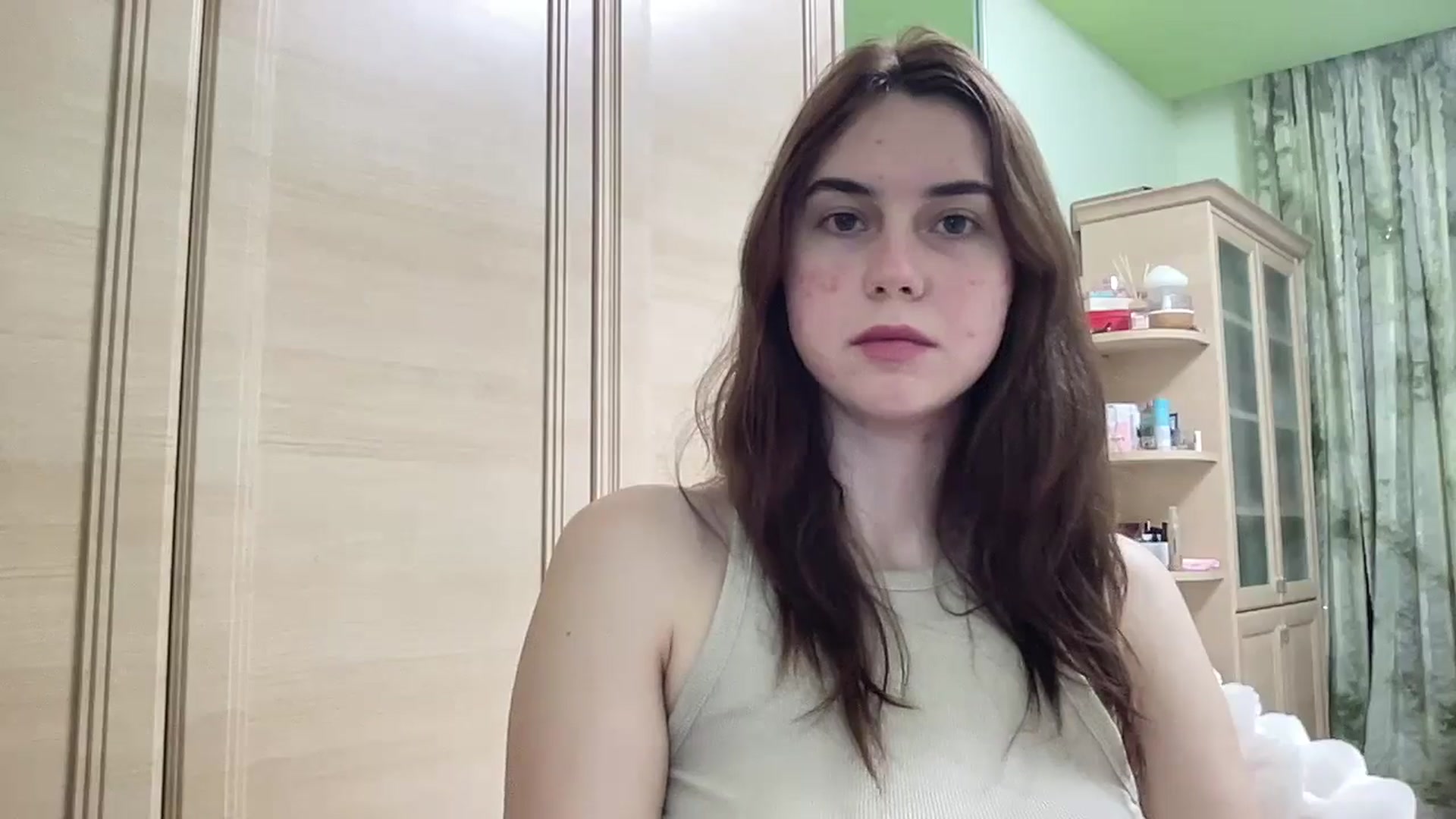 Gallery image thumbnail from EmberMoon's myfreecams stream on, 12/28/2024, 13:50 image 12 of 20