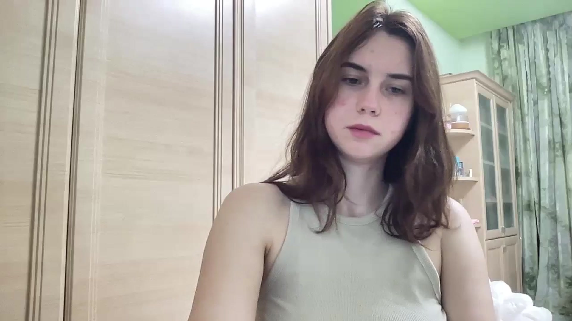 Gallery image thumbnail from EmberMoon's myfreecams stream on, 12/28/2024, 14:26 image 3 of 20
