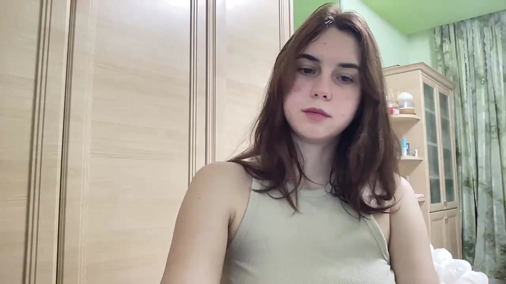 Gallery image thumbnail from EmberMoon's myfreecams stream on, 12/28/2024, 14:26 image 13 of 20