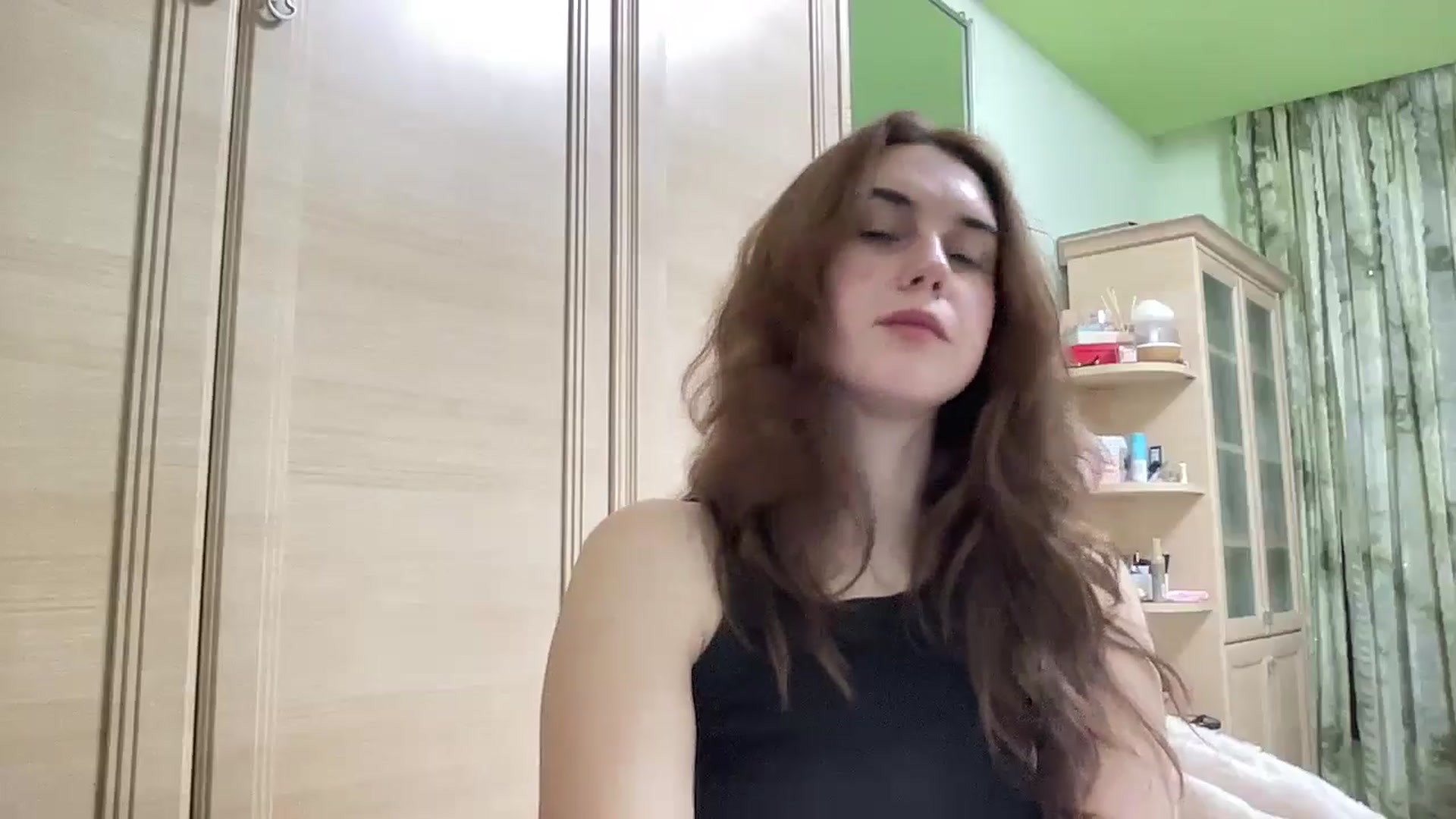 Gallery image thumbnail from EmberMoon's myfreecams stream on, 12/29/2024, 13:06 image 5 of 20