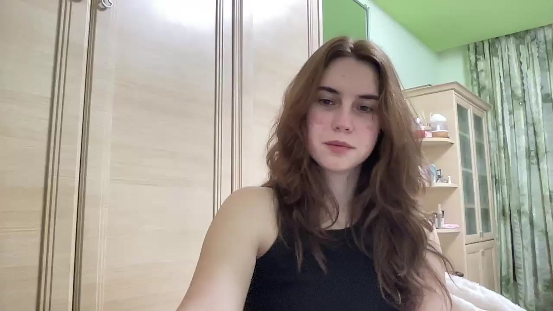 Gallery image thumbnail from EmberMoon's myfreecams stream on, 12/29/2024, 13:06 image 6 of 20