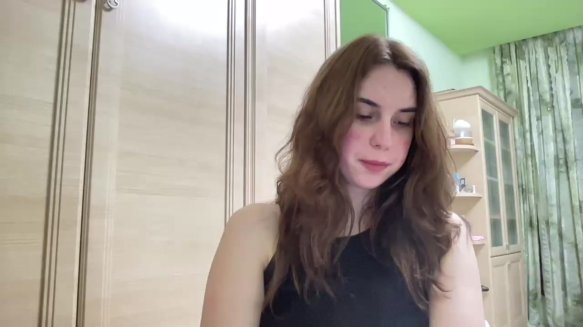 Gallery image thumbnail from EmberMoon's myfreecams stream on, 12/29/2024, 13:35 image 12 of 20