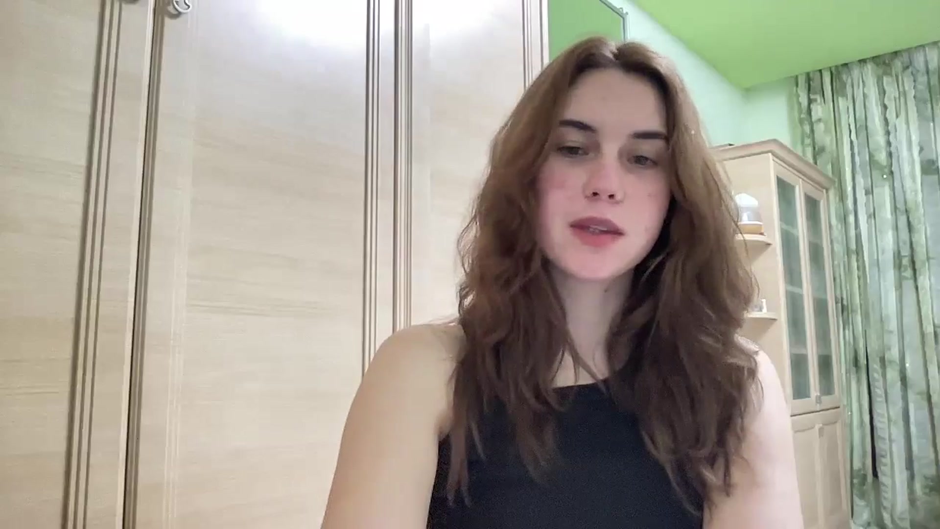 Gallery image thumbnail from EmberMoon's myfreecams stream on, 12/29/2024, 13:35 image 5 of 20