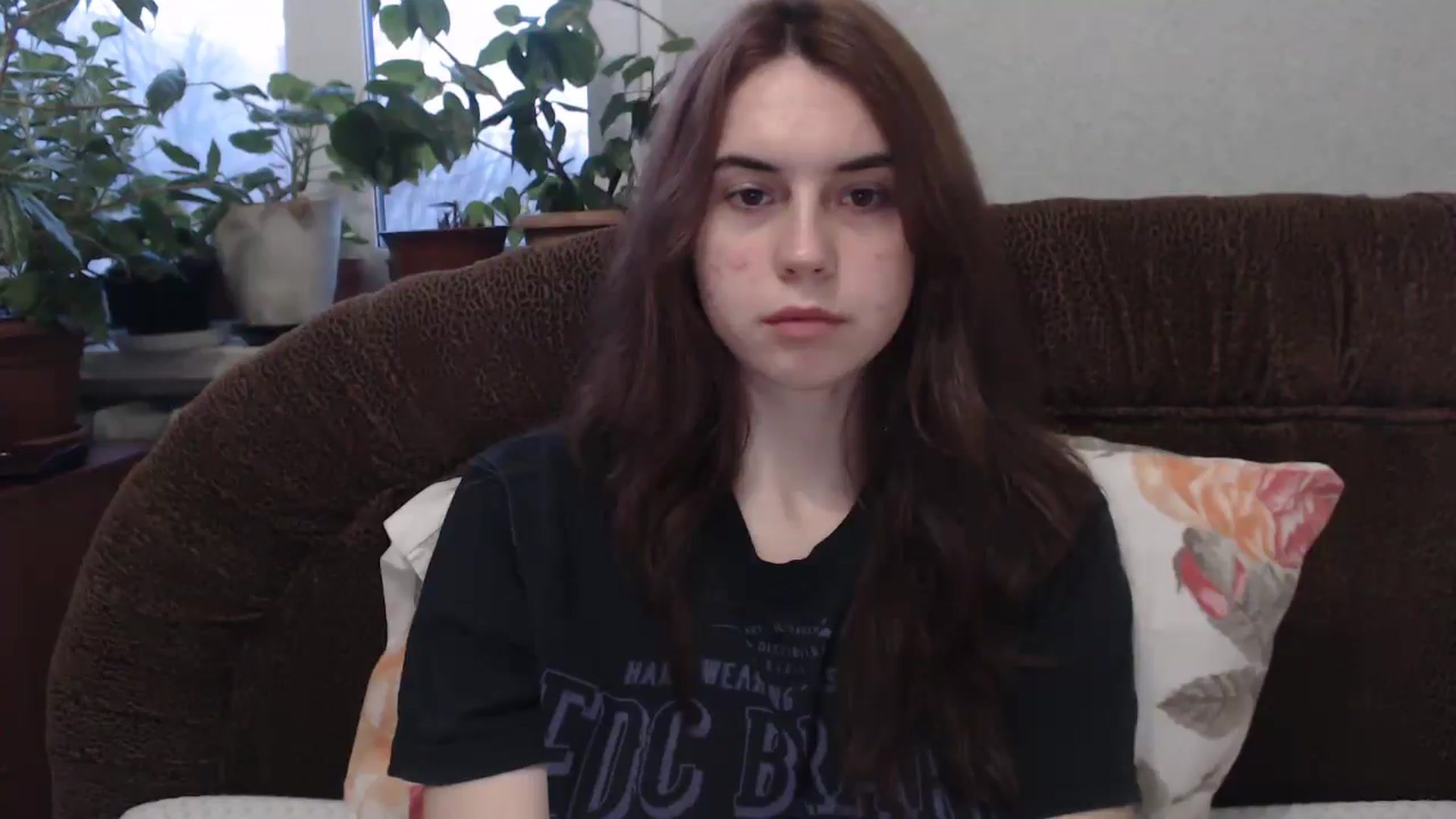 Gallery image thumbnail from EmberMoon's myfreecams stream on, 01/02/2025, 14:33 image 14 of 20