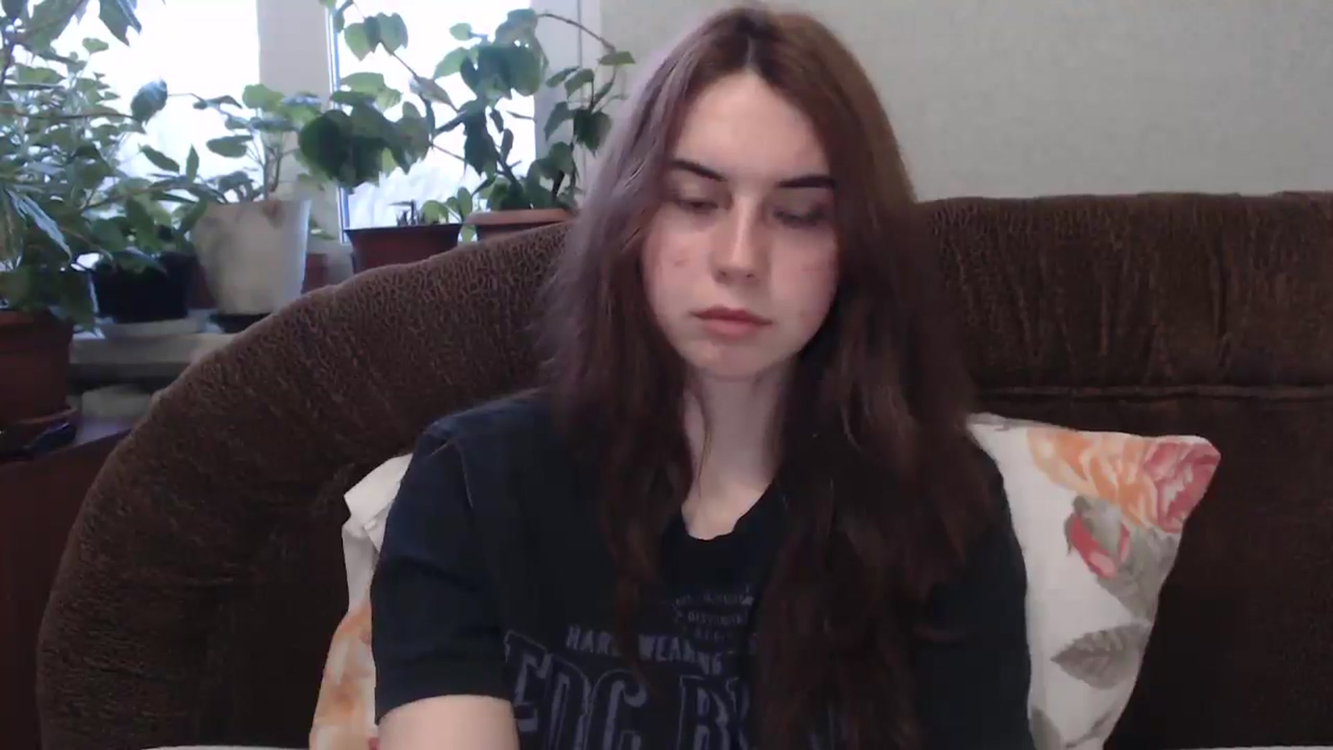 Gallery image thumbnail from EmberMoon's myfreecams stream on, 01/02/2025, 14:33 image 4 of 20