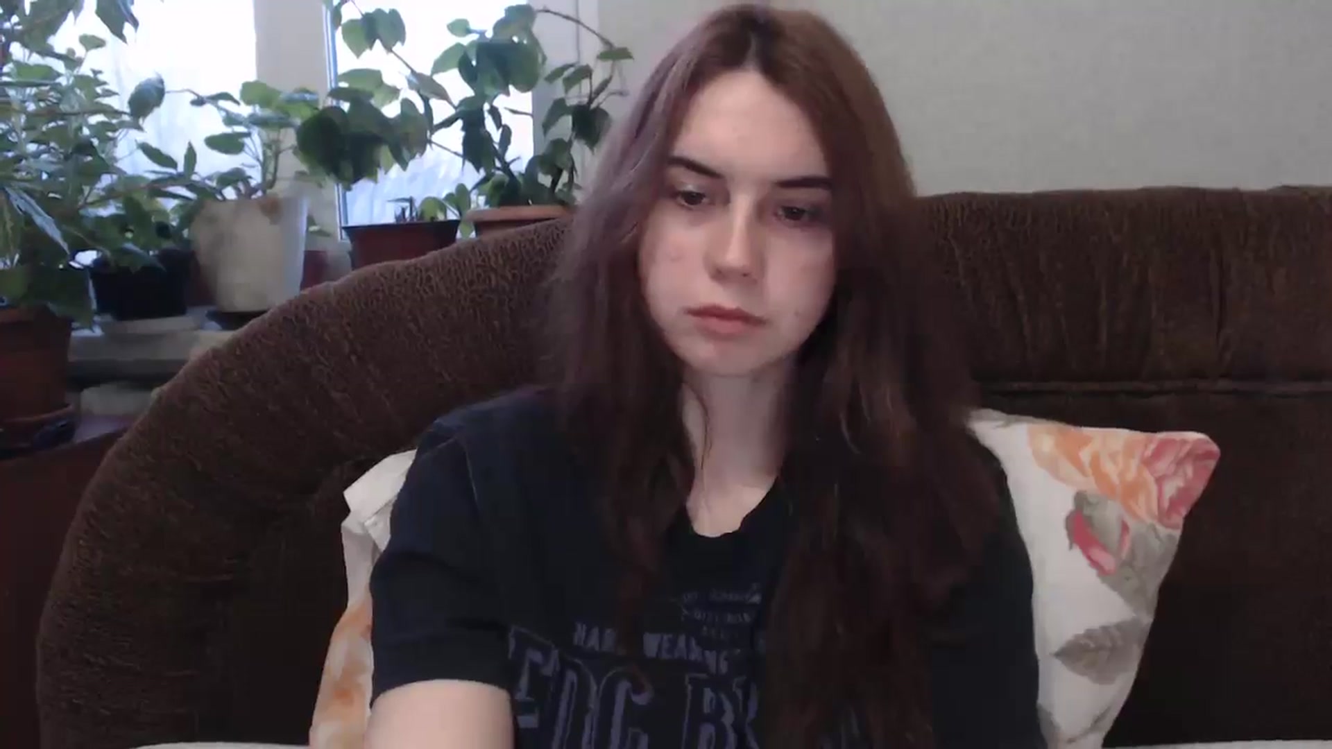Gallery image thumbnail from EmberMoon's myfreecams stream on, 01/02/2025, 14:33 image 8 of 20