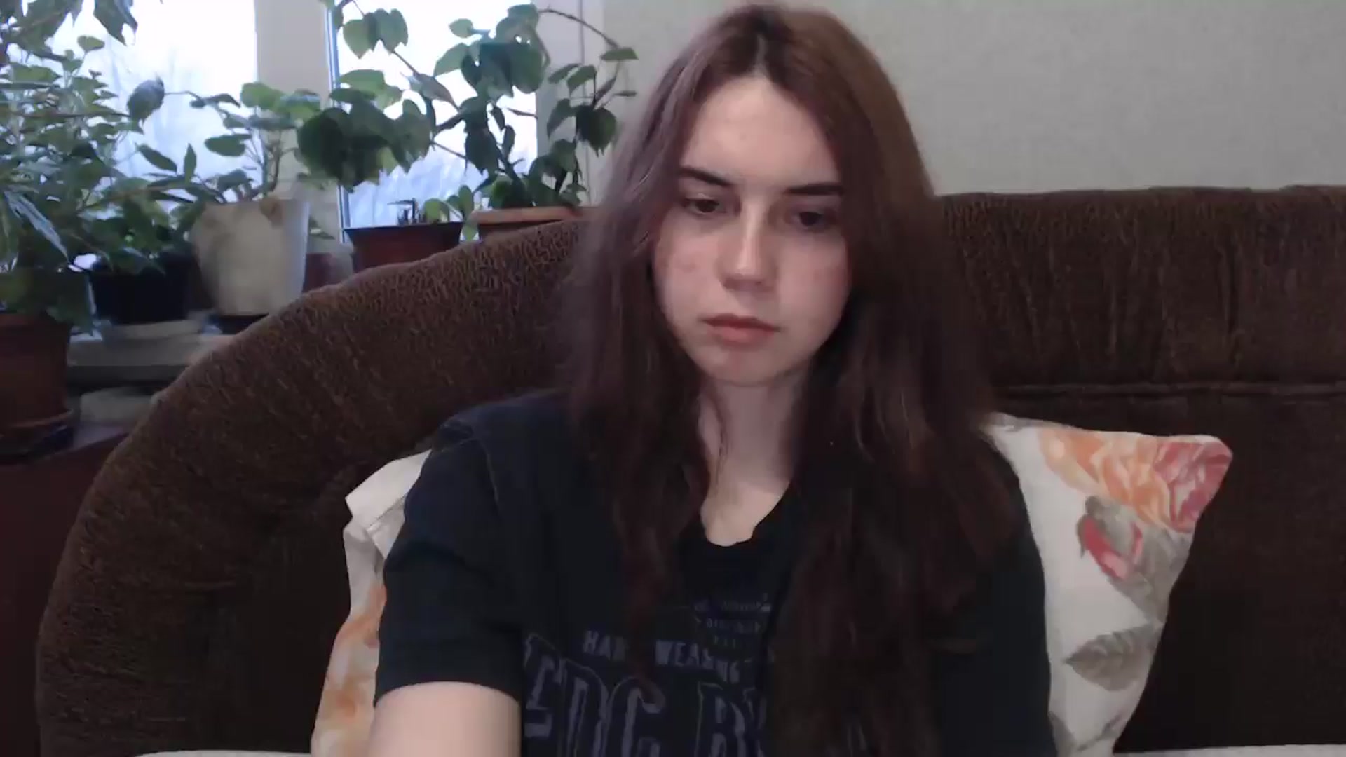 Gallery image thumbnail from EmberMoon's myfreecams stream on, 01/02/2025, 14:33 image 10 of 20