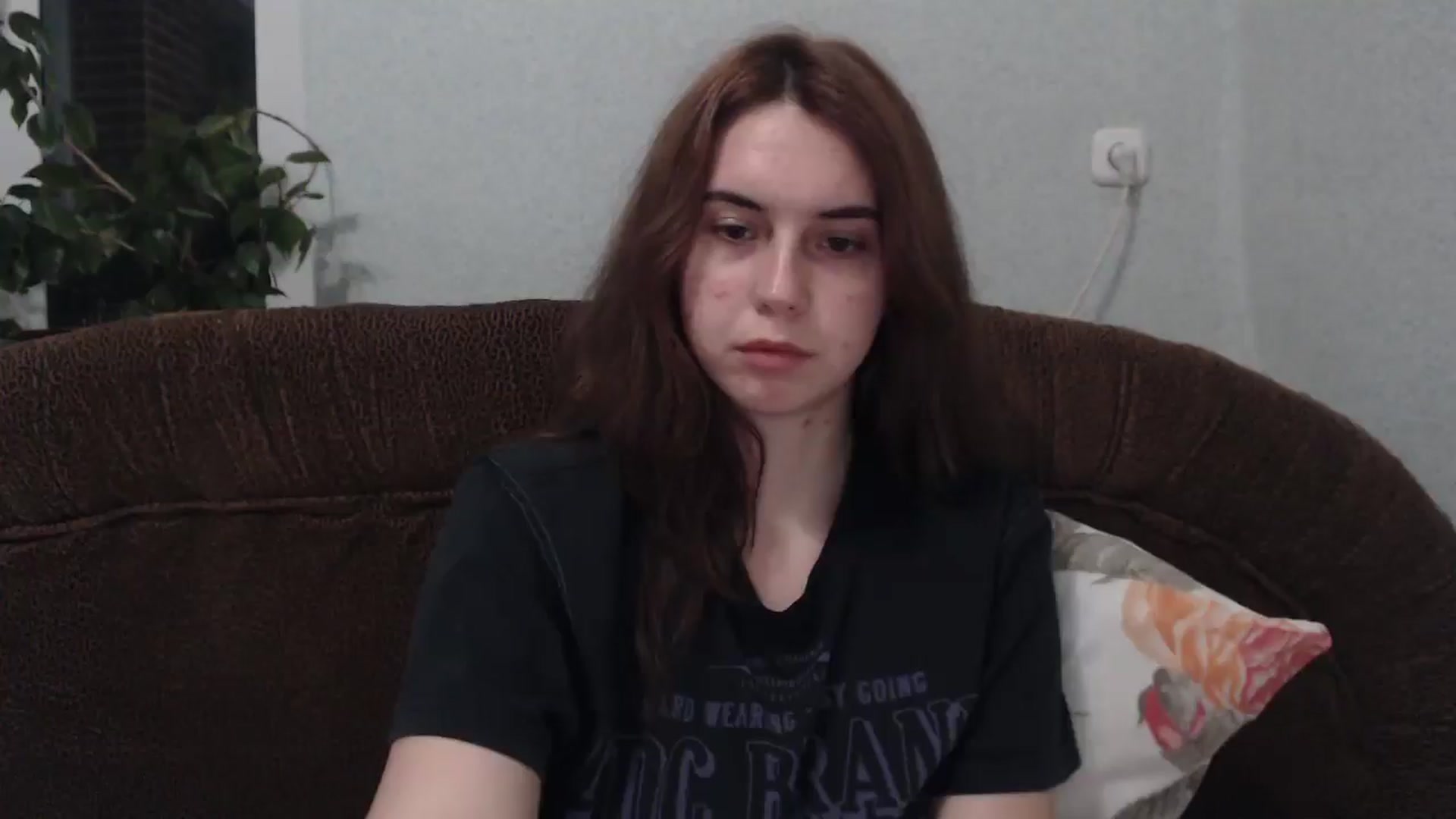 Gallery image thumbnail from EmberMoon's myfreecams stream on, 01/02/2025, 15:49 image 10 of 20