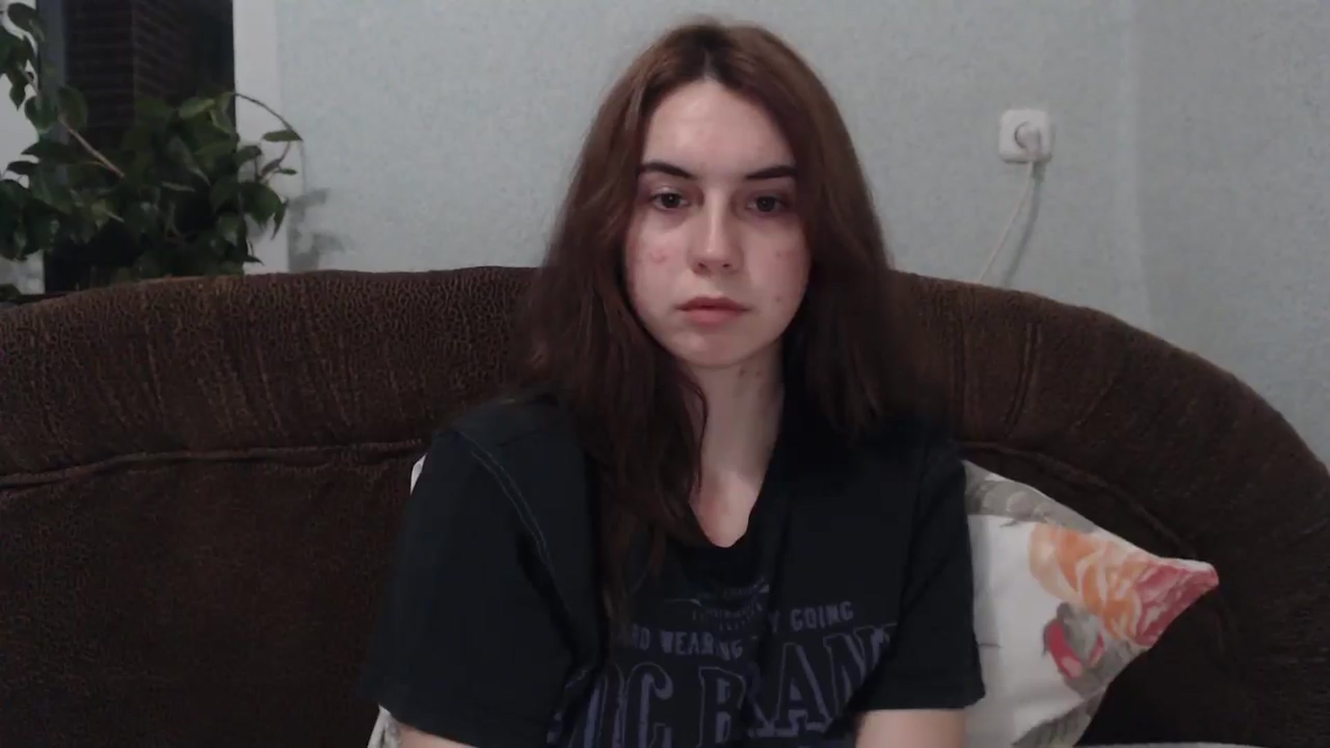 Gallery image thumbnail from EmberMoon's myfreecams stream on, 01/02/2025, 15:49 image 11 of 20