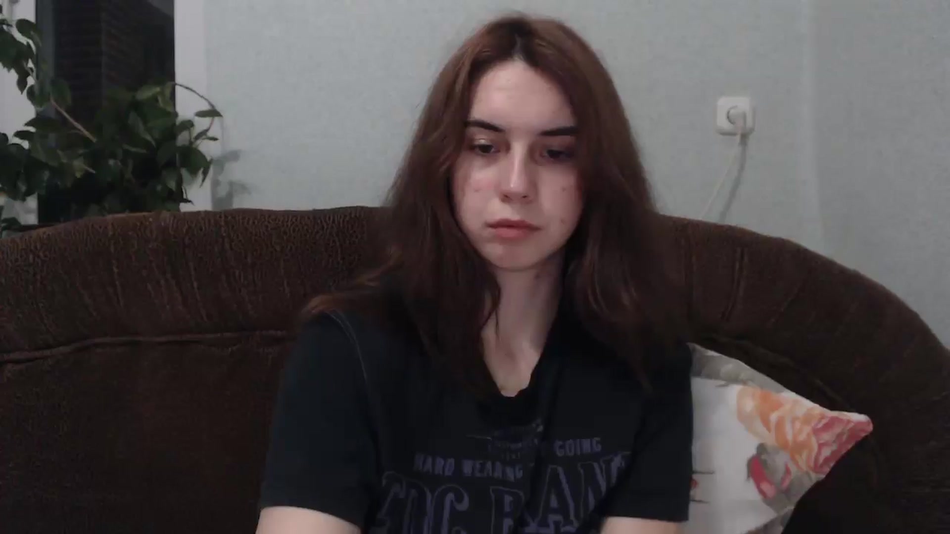 Gallery image thumbnail from EmberMoon's myfreecams stream on, 01/02/2025, 15:49 image 6 of 20