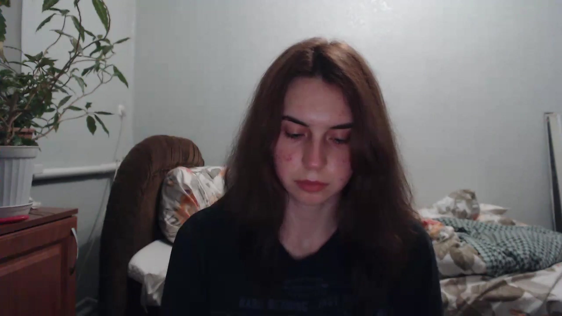 Gallery image thumbnail from EmberMoon's myfreecams stream on, 01/02/2025, 17:27 image 16 of 20
