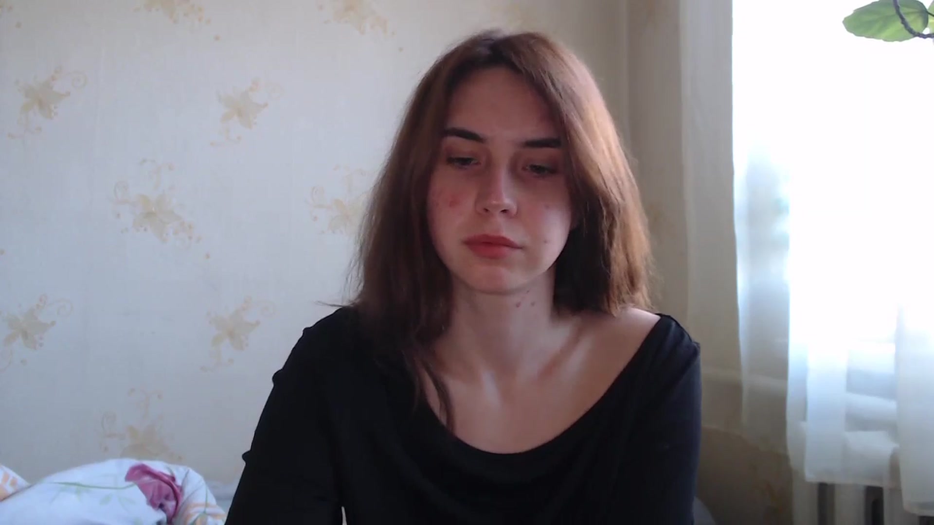 Gallery image thumbnail from EmberMoon's myfreecams stream on, 01/04/2025, 13:49 image 8 of 20