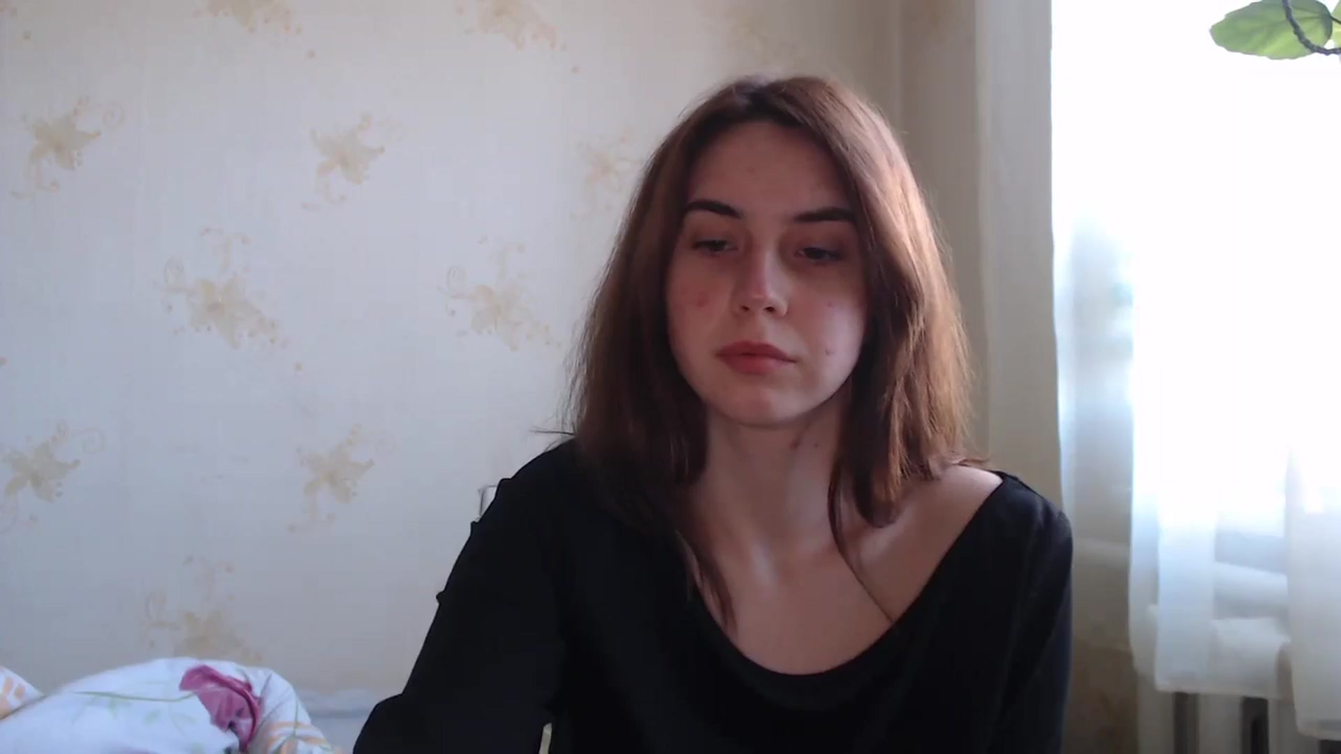 Gallery image thumbnail from EmberMoon's myfreecams stream on, 01/04/2025, 13:49 image 5 of 20