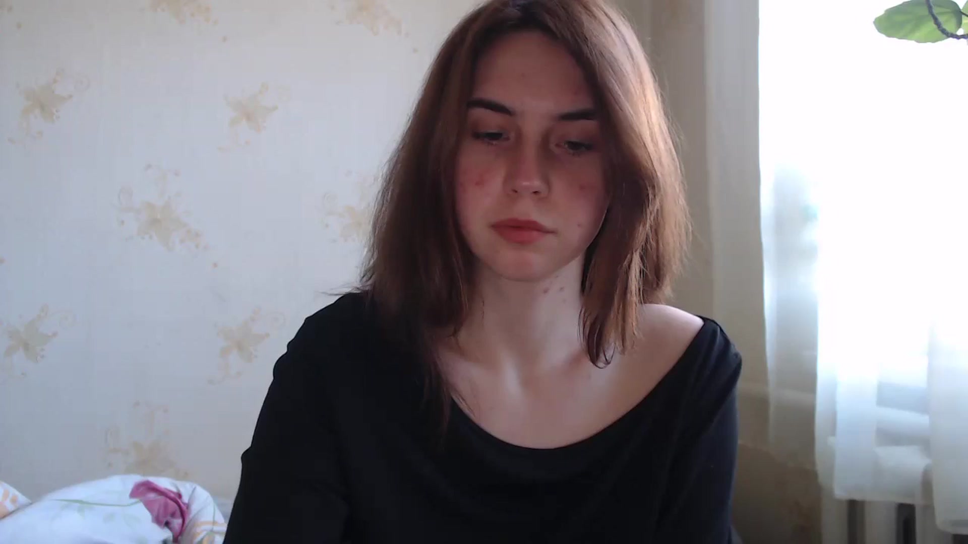 Gallery image thumbnail from EmberMoon's myfreecams stream on, 01/04/2025, 13:49 image 7 of 20