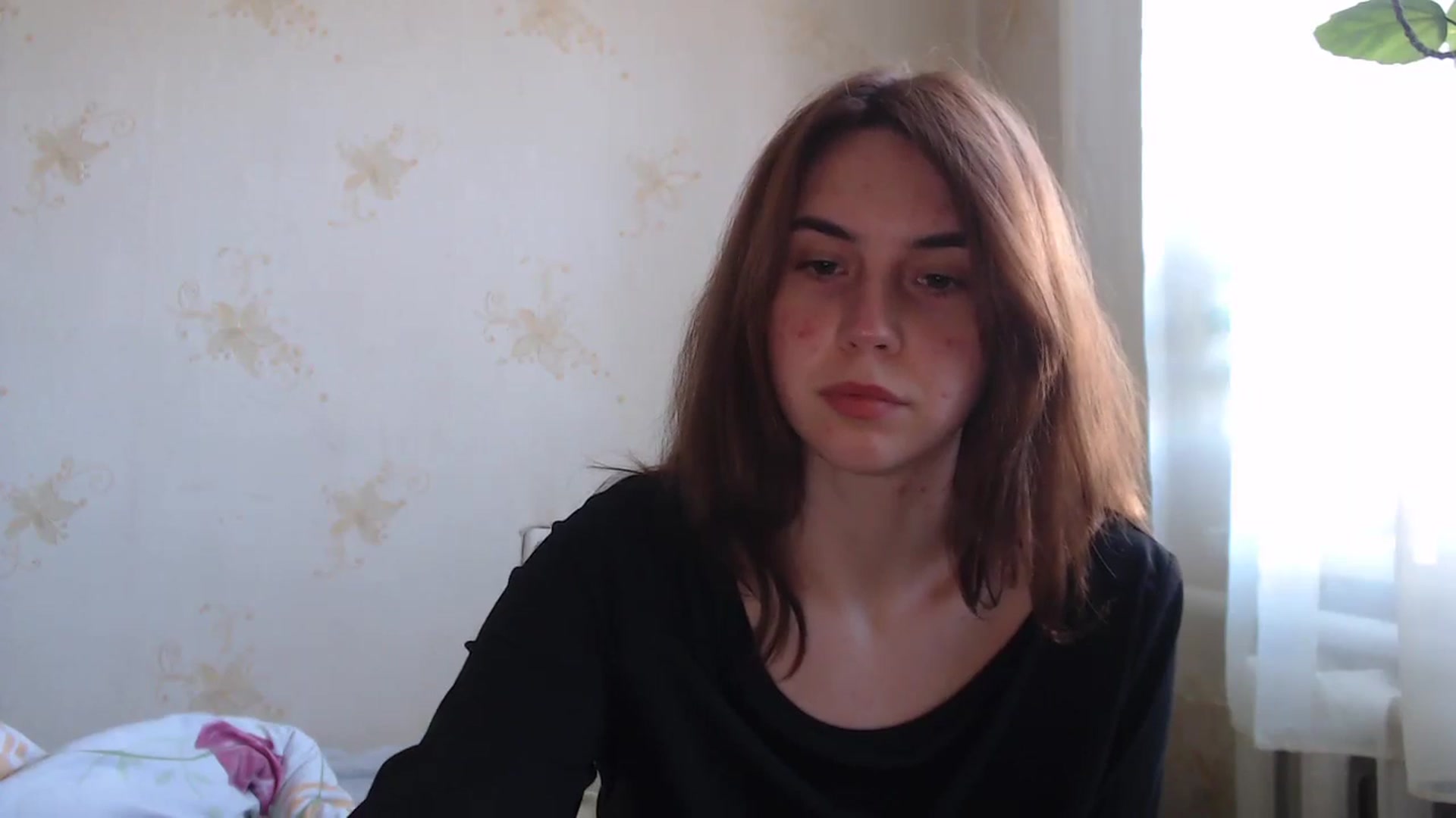 Gallery image thumbnail from EmberMoon's myfreecams stream on, 01/04/2025, 13:49 image 4 of 20
