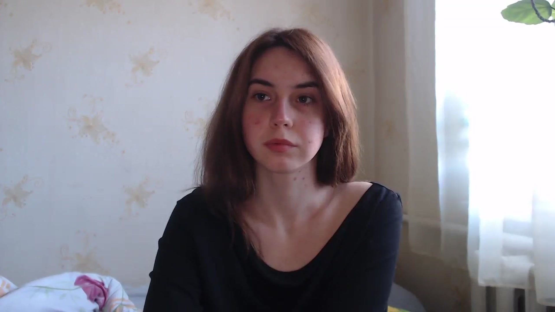 Gallery image thumbnail from EmberMoon's myfreecams stream on, 01/04/2025, 13:49 image 6 of 20