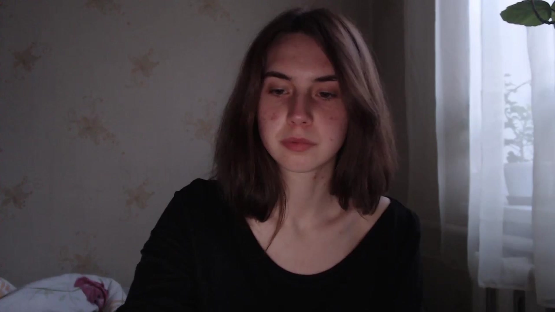 Gallery image thumbnail from EmberMoon's myfreecams stream on, 01/04/2025, 14:14 image 18 of 20