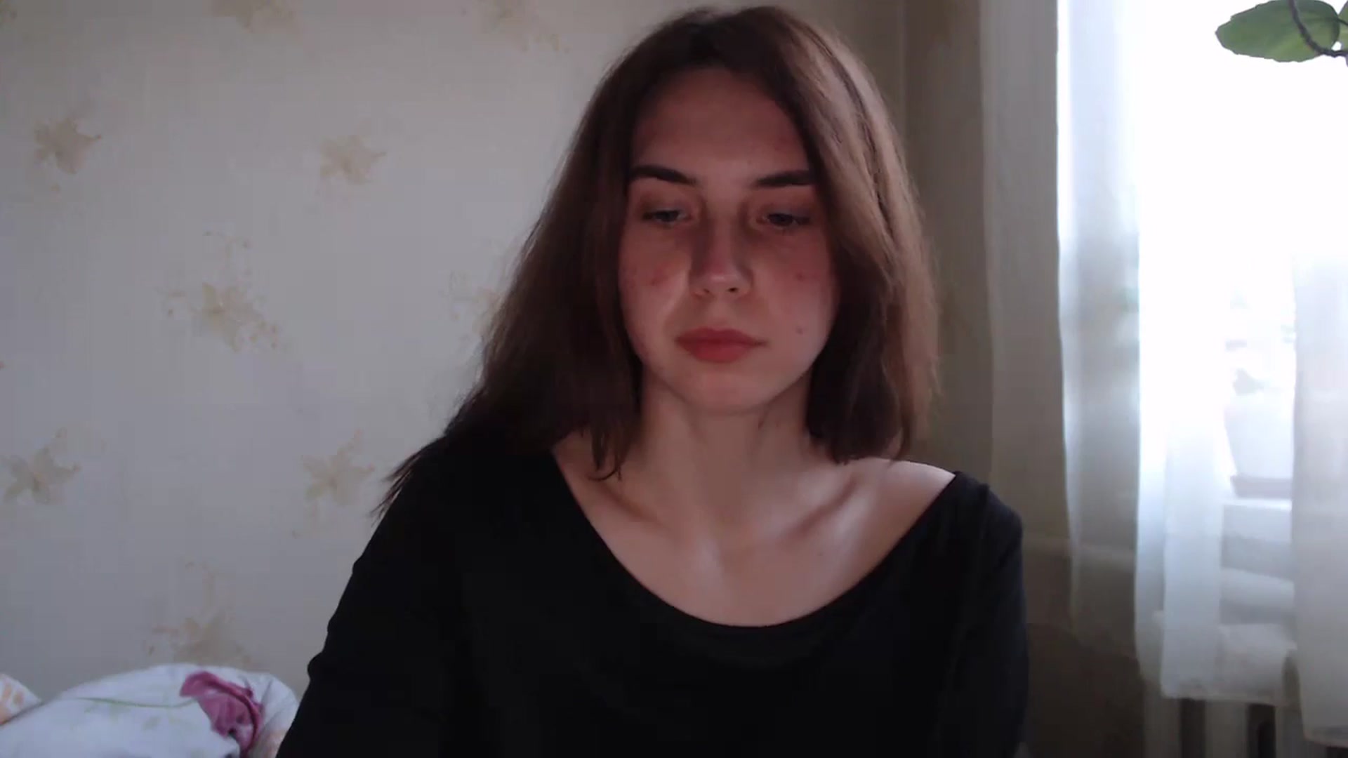 Gallery image thumbnail from EmberMoon's myfreecams stream on, 01/04/2025, 14:14 image 8 of 20