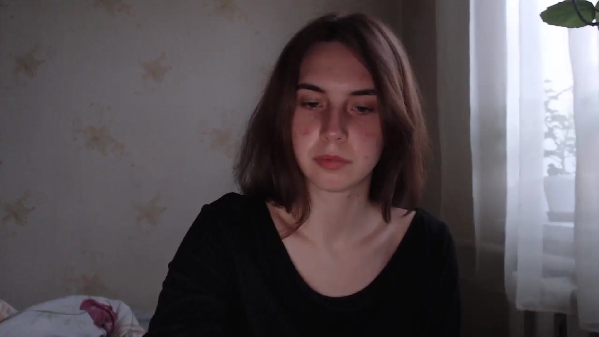Gallery image thumbnail from EmberMoon's myfreecams stream on, 01/04/2025, 14:14 image 14 of 20