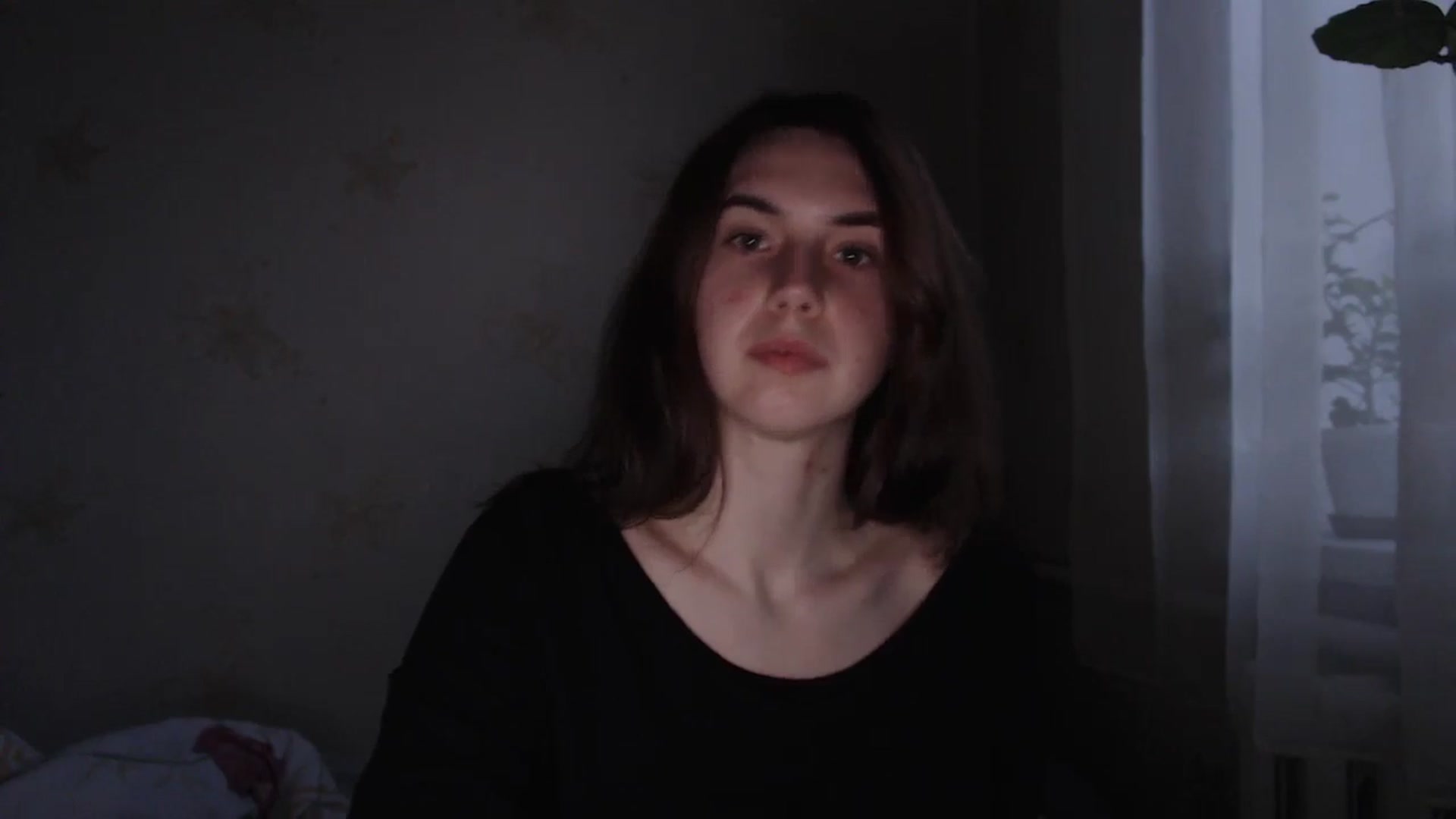 Gallery image thumbnail from EmberMoon's myfreecams stream on, 01/04/2025, 14:34 image 4 of 20