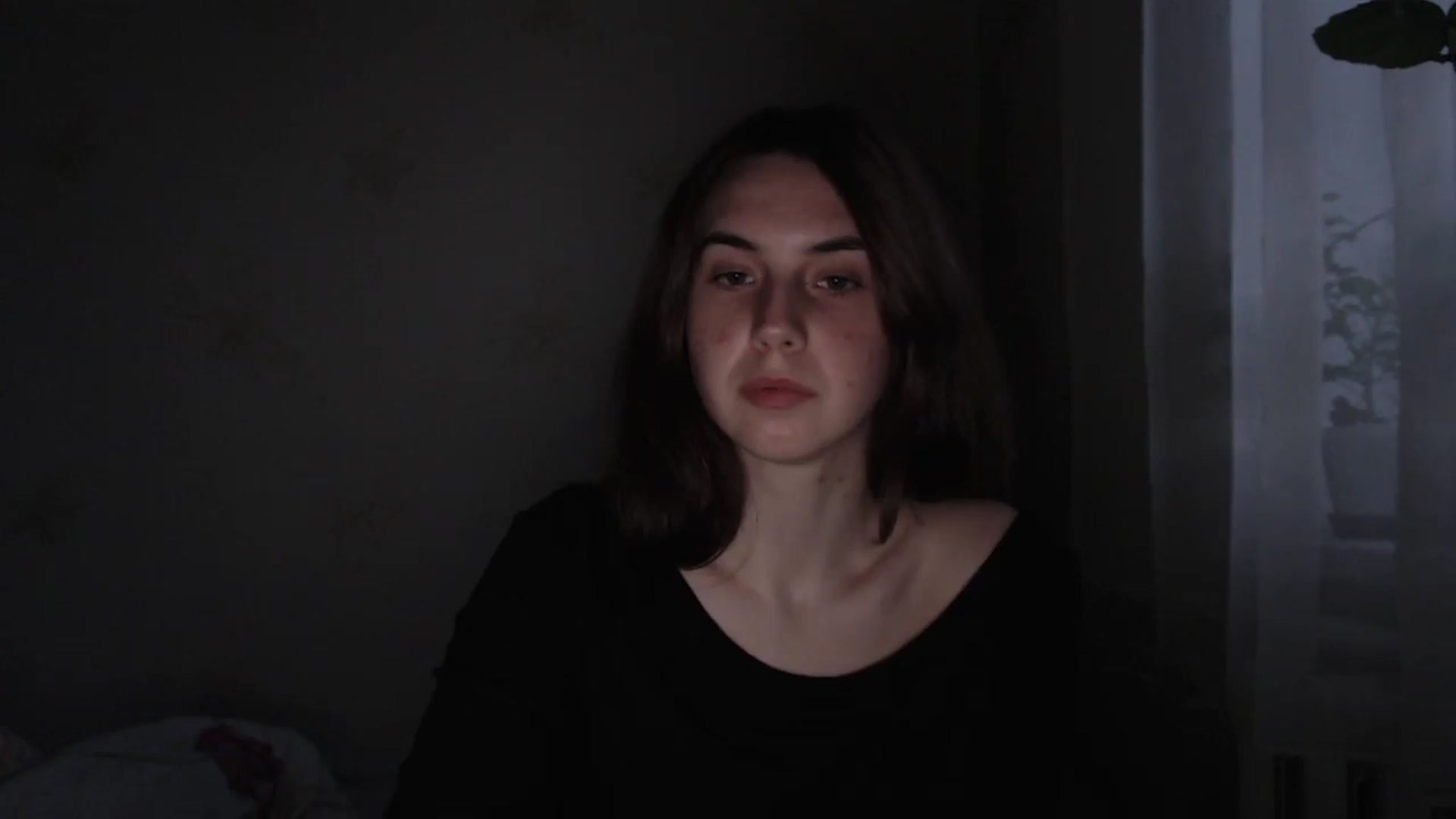Gallery image thumbnail from EmberMoon's myfreecams stream on, 01/04/2025, 14:34 image 14 of 20