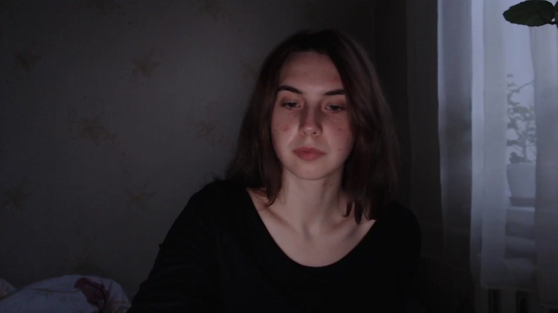 Gallery image thumbnail from EmberMoon's myfreecams stream on, 01/04/2025, 14:34 image 1 of 20