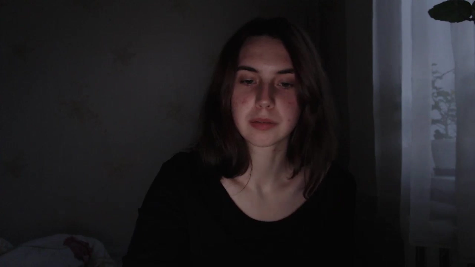 Gallery image thumbnail from EmberMoon's myfreecams stream on, 01/04/2025, 14:34 image 8 of 20