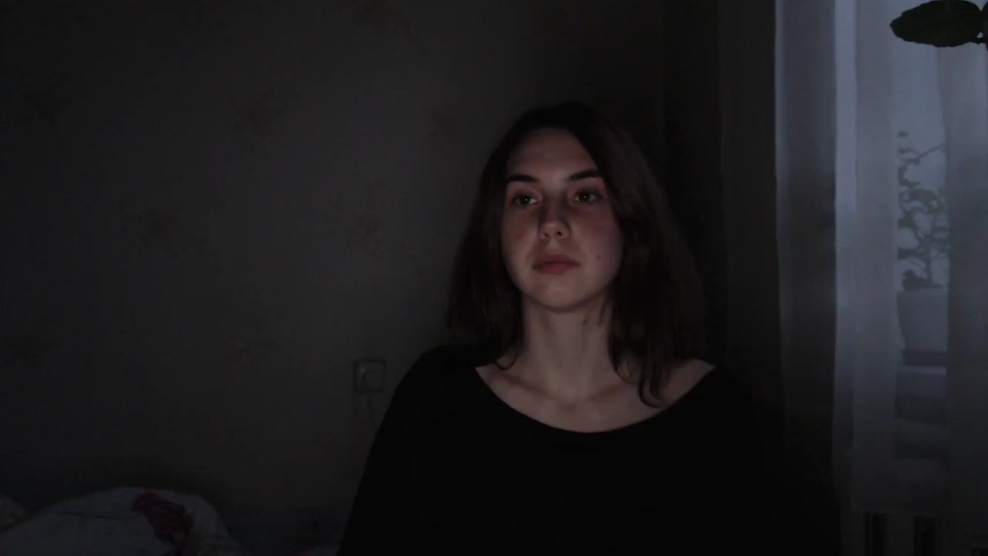 Gallery image thumbnail from EmberMoon's myfreecams stream on, 01/04/2025, 14:34 image 12 of 20