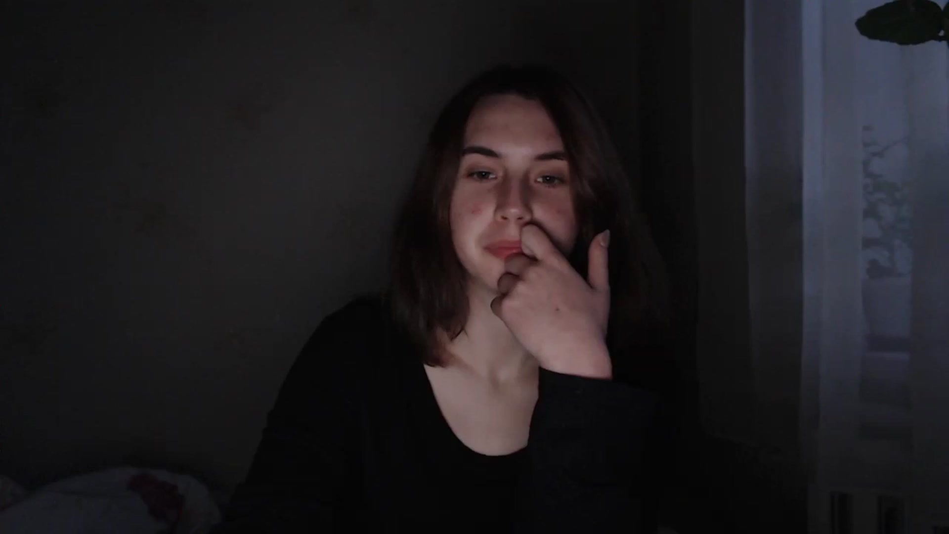 Gallery image thumbnail from EmberMoon's myfreecams stream on, 01/04/2025, 14:34 image 20 of 20