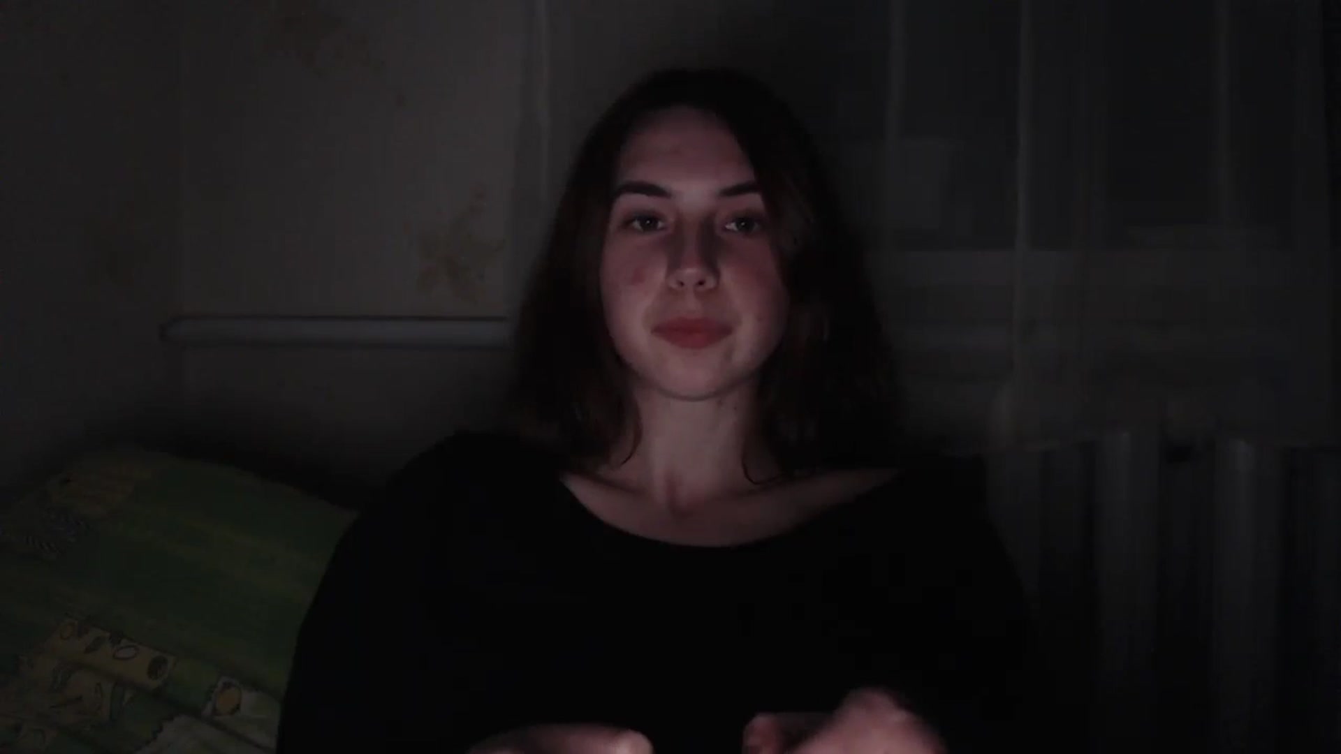 Gallery image thumbnail from EmberMoon's myfreecams stream on, 01/04/2025, 16:39 image 16 of 20