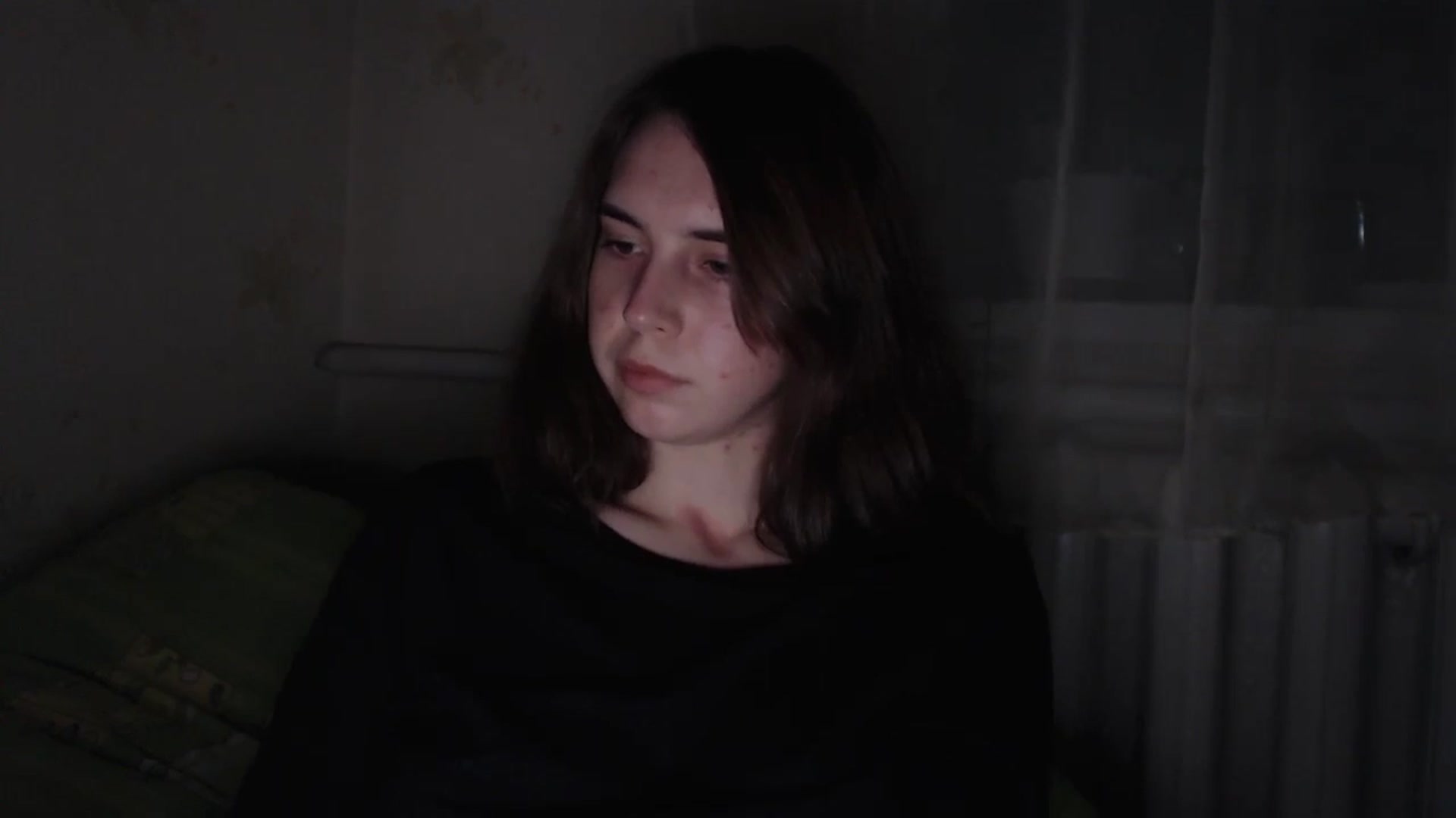 Gallery image thumbnail from EmberMoon's myfreecams stream on, 01/04/2025, 16:39 image 7 of 20