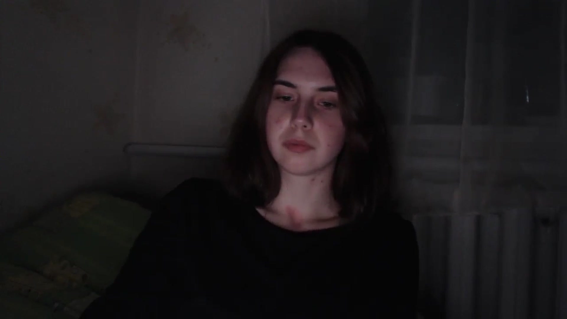 Gallery image thumbnail from EmberMoon's myfreecams stream on, 01/04/2025, 16:39 image 8 of 20