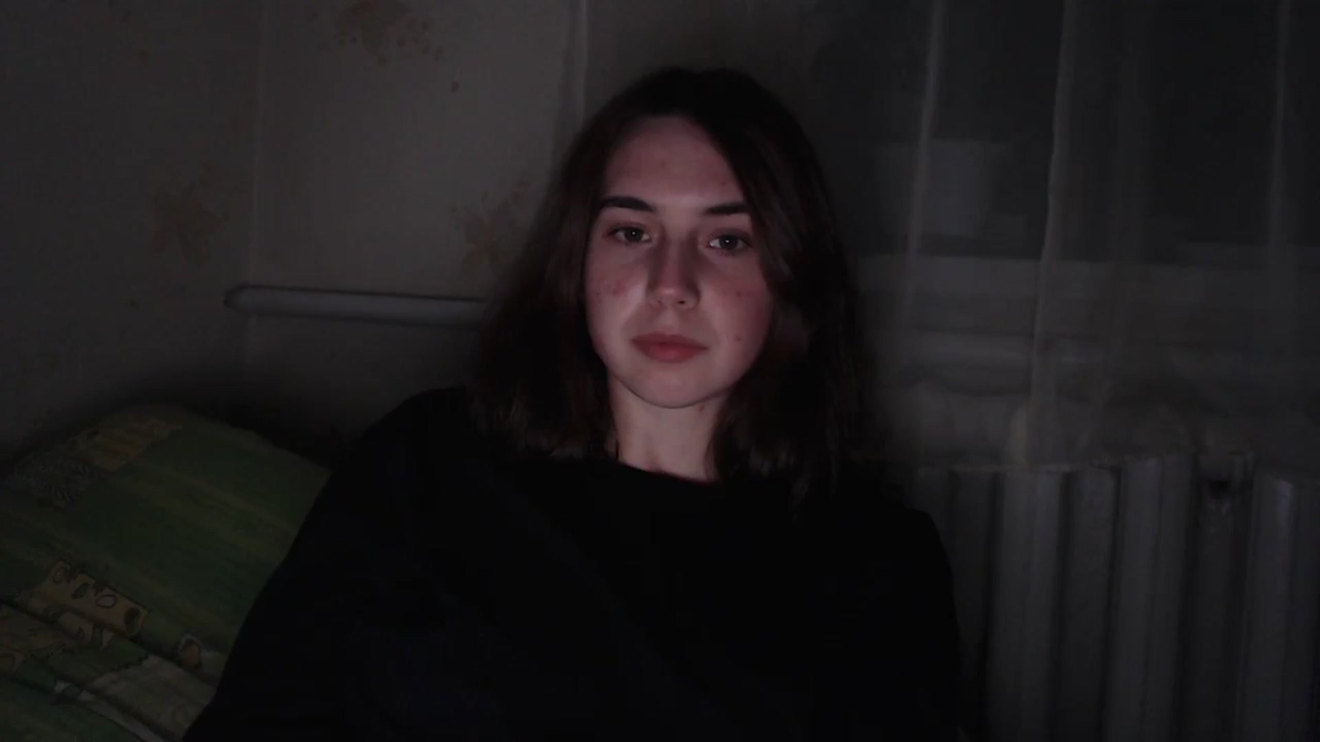 Gallery image thumbnail from EmberMoon's myfreecams stream on, 01/04/2025, 16:39 image 13 of 20