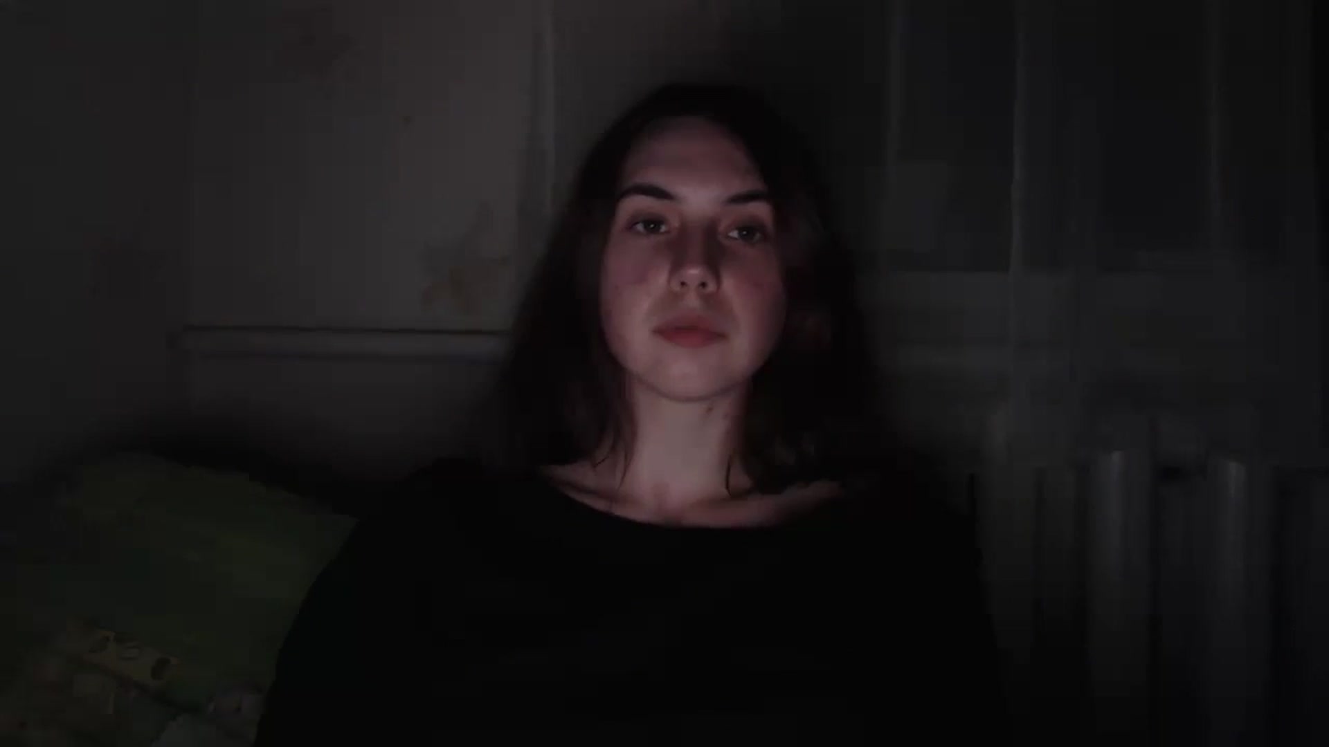 Gallery image thumbnail from EmberMoon's myfreecams stream on, 01/04/2025, 16:39 image 17 of 20
