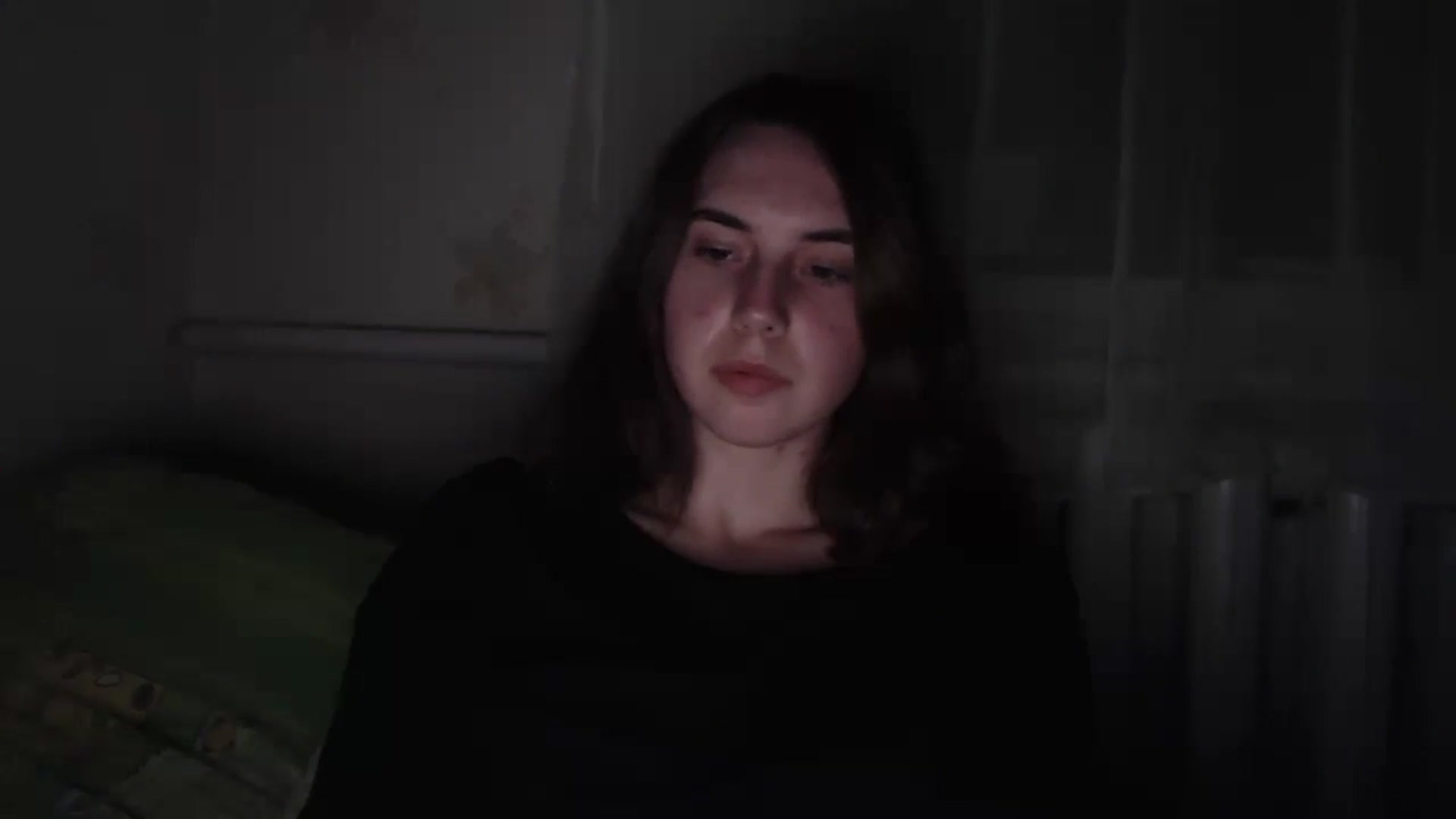 Gallery image thumbnail from EmberMoon's myfreecams stream on, 01/04/2025, 16:39 image 20 of 20