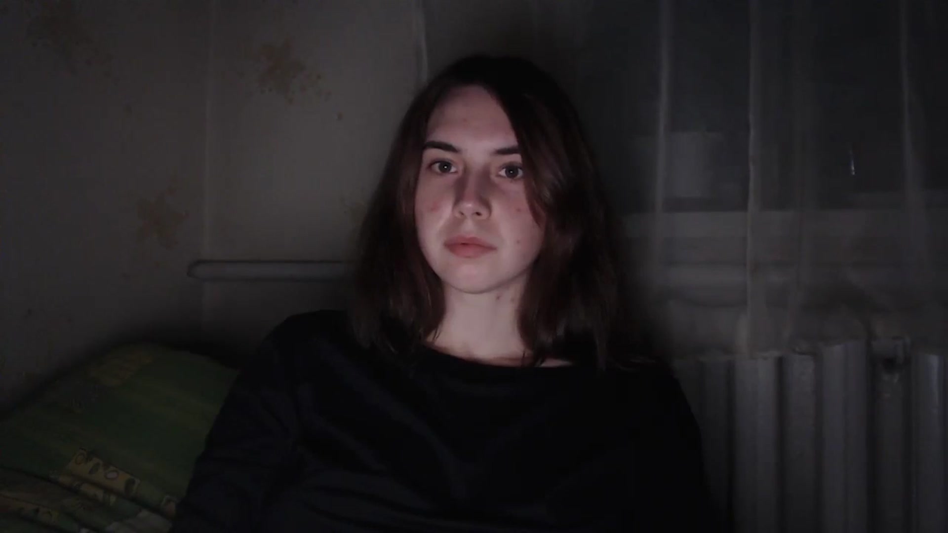 Gallery image thumbnail from EmberMoon's myfreecams stream on, 01/04/2025, 16:39 image 4 of 20