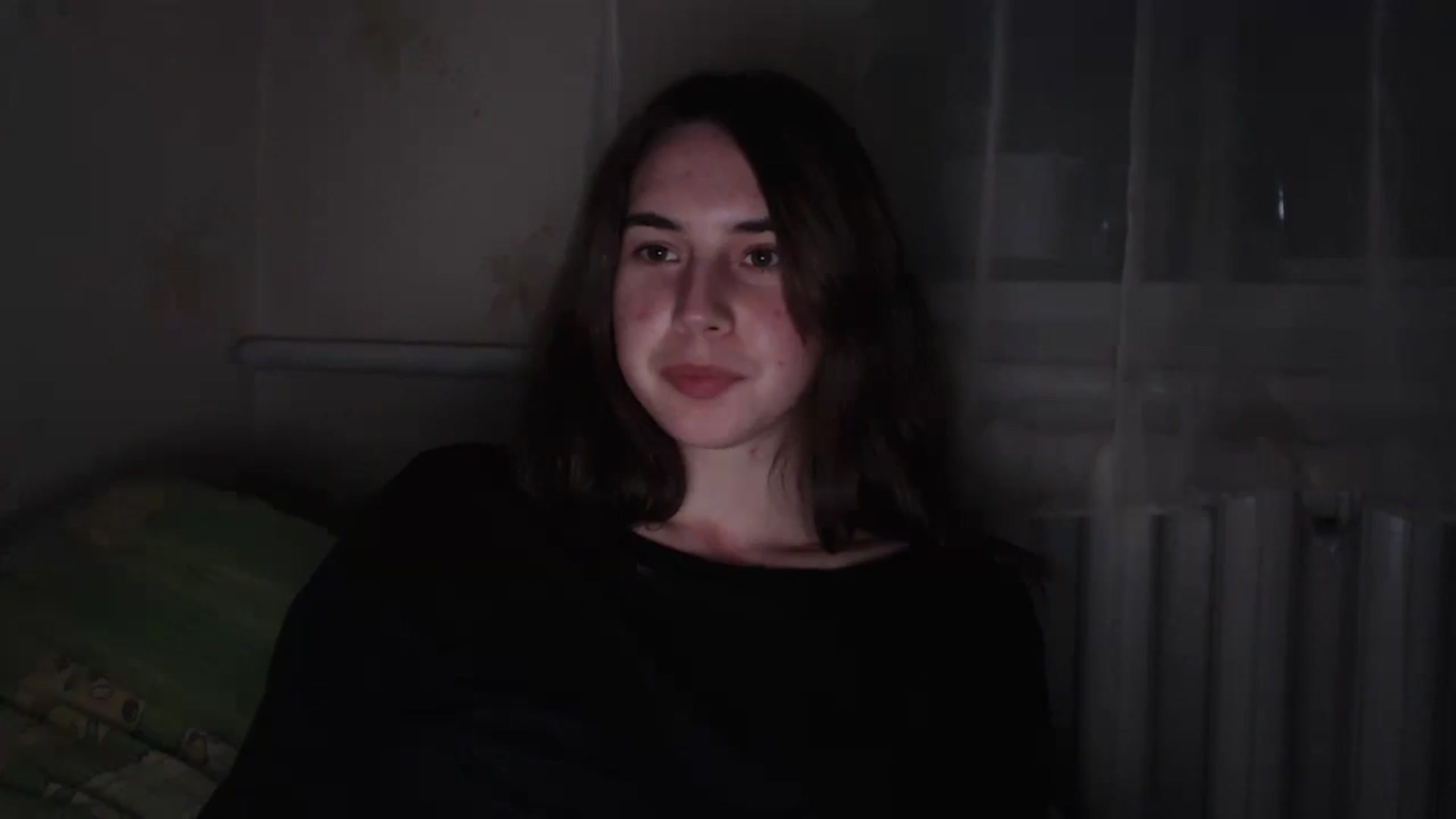Gallery image thumbnail from EmberMoon's myfreecams stream on, 01/04/2025, 16:39 image 11 of 20