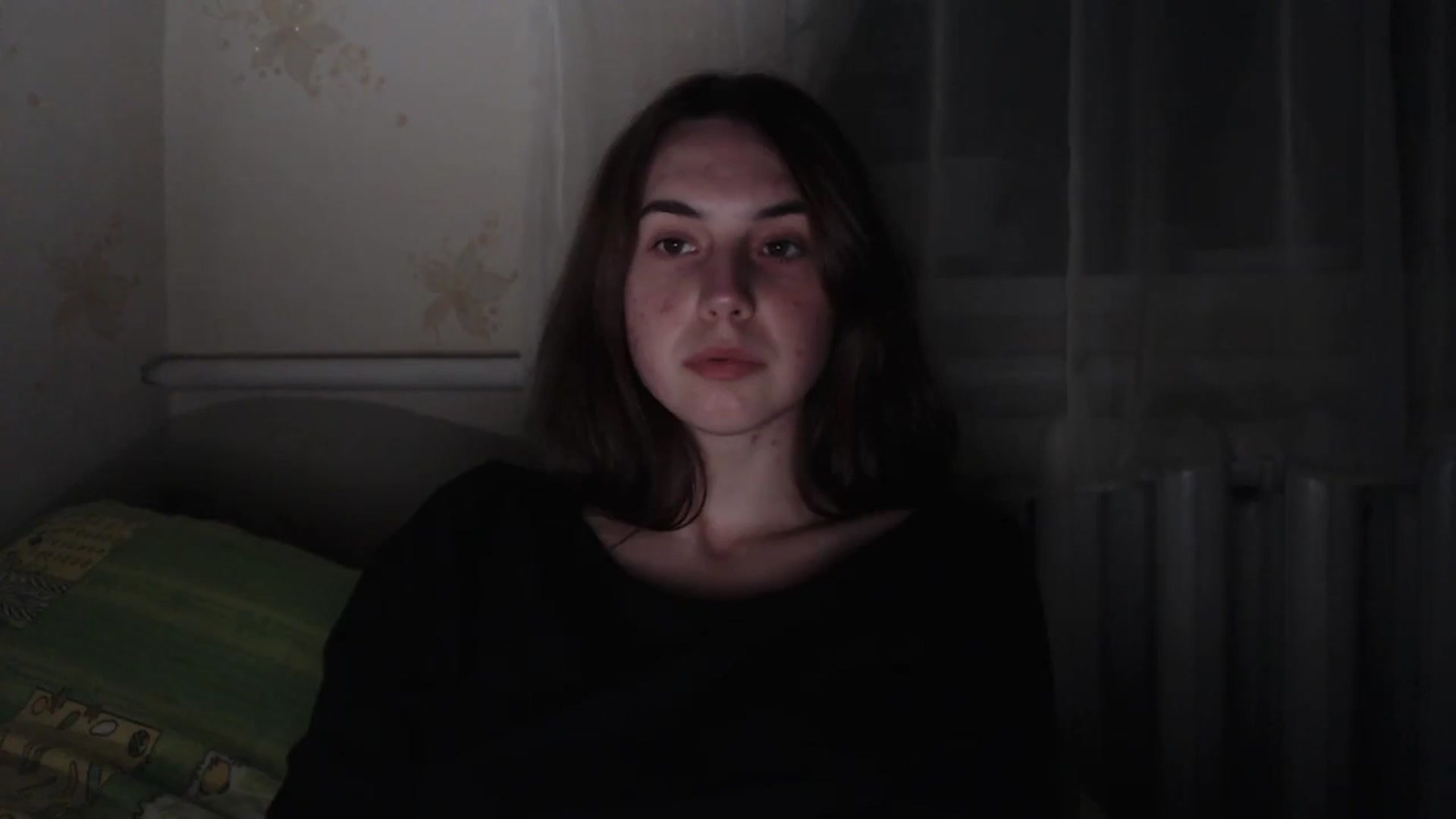 Gallery image thumbnail from EmberMoon's myfreecams stream on, 01/04/2025, 16:39 image 15 of 20