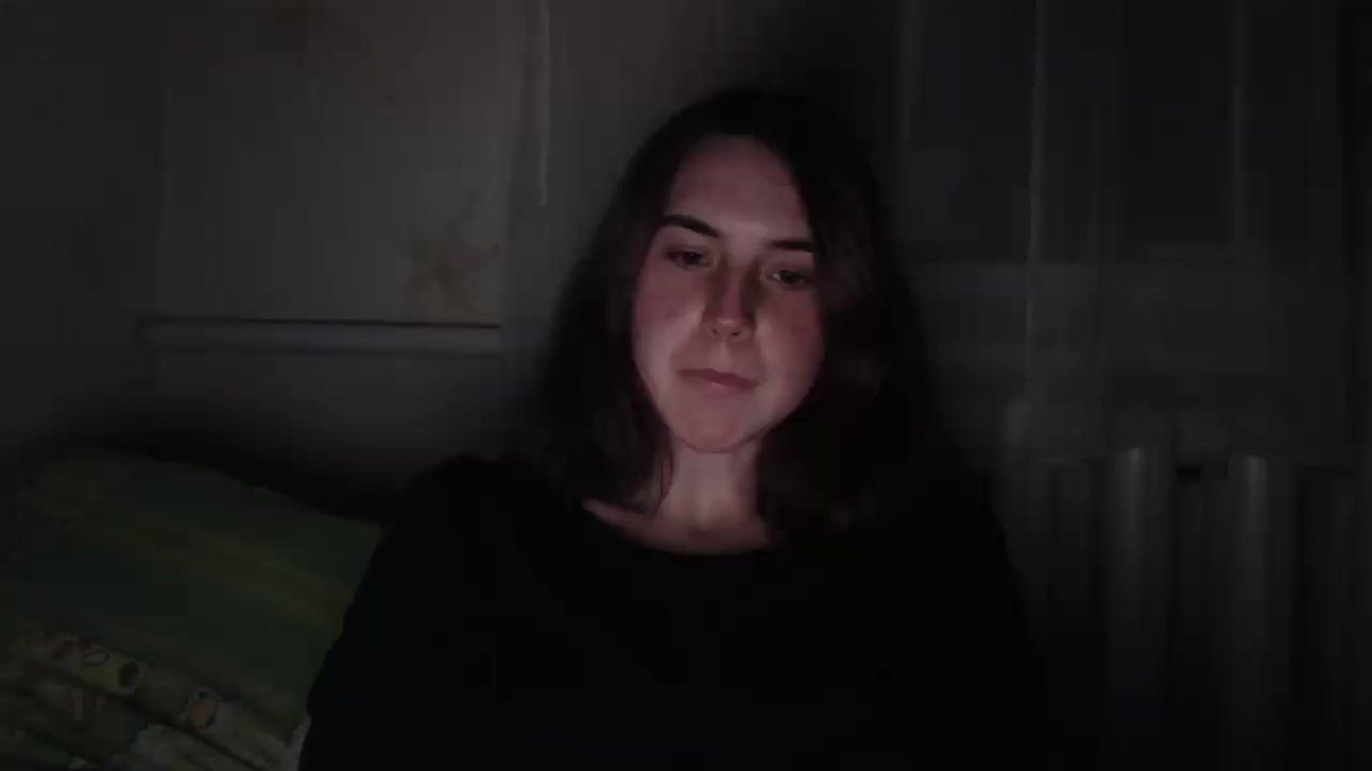 Gallery image thumbnail from EmberMoon's myfreecams stream on, 01/04/2025, 17:06 image 11 of 20