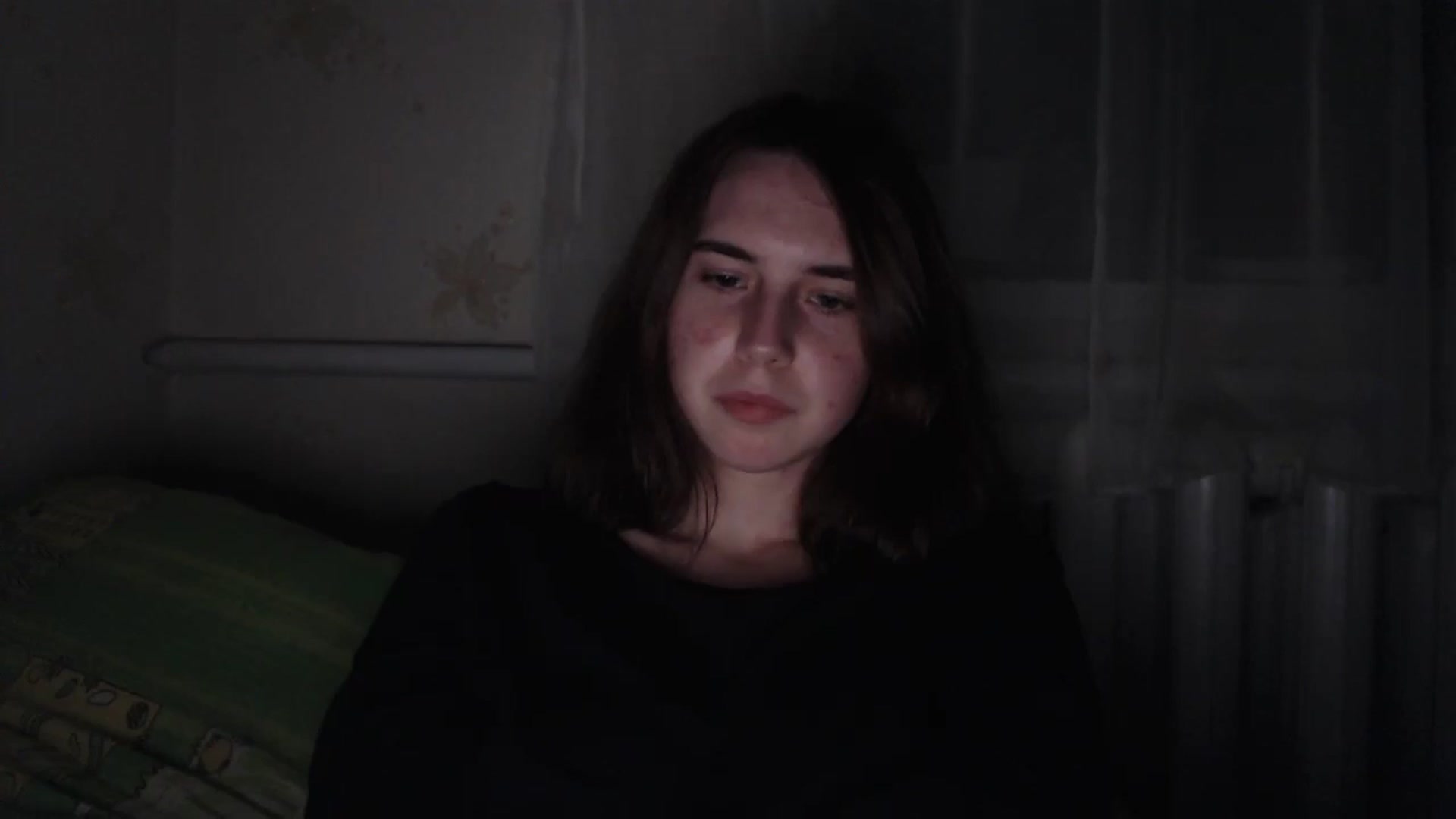 Gallery image thumbnail from EmberMoon's myfreecams stream on, 01/04/2025, 17:06 image 13 of 20