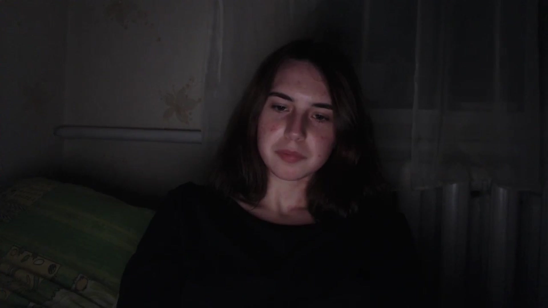 Gallery image thumbnail from EmberMoon's myfreecams stream on, 01/04/2025, 17:06 image 17 of 20