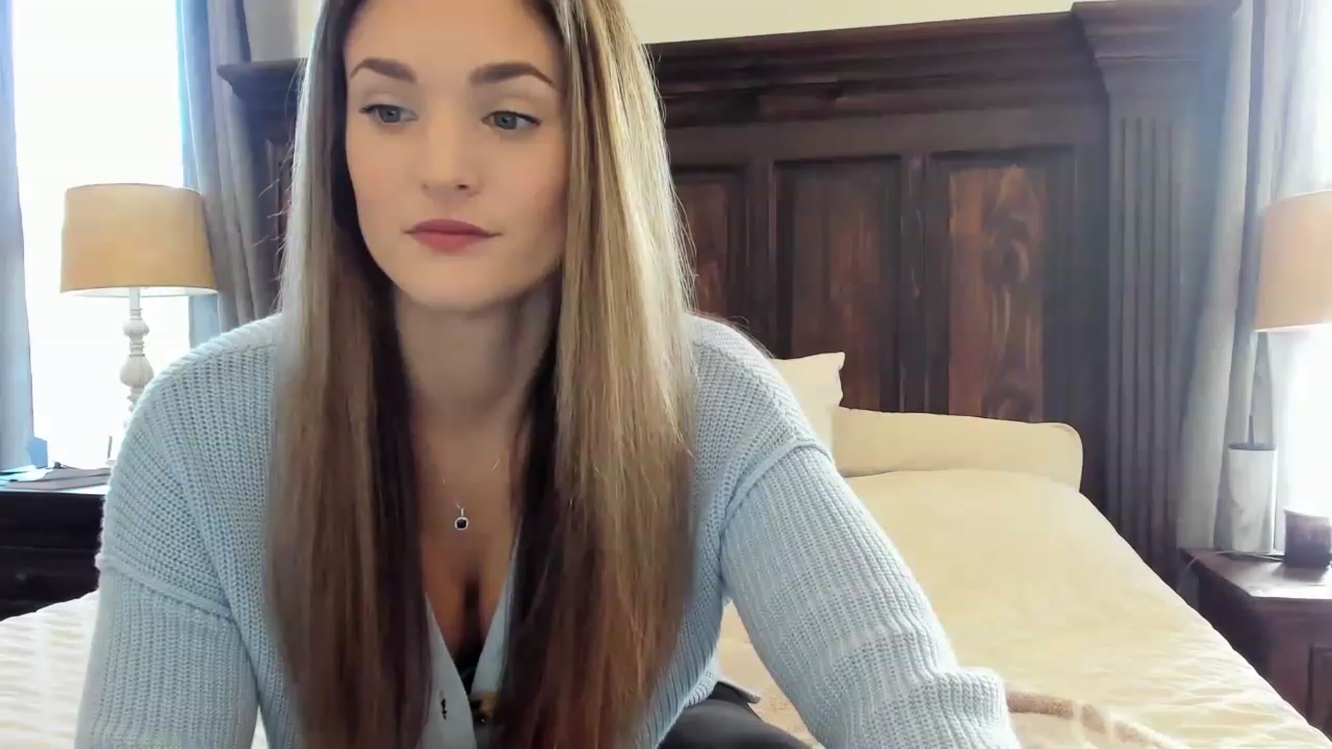 Gallery image thumbnail from Ember_BDAY29's myfreecams stream on, 12/01/2022, 19:03 image 19 of 20