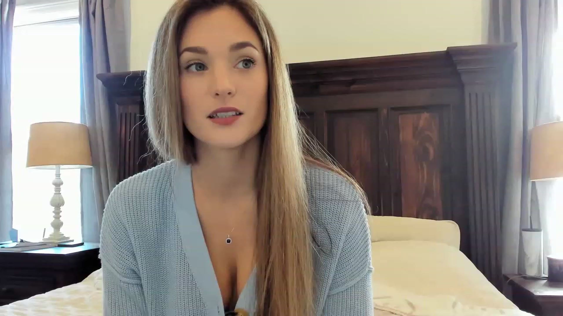 Gallery image thumbnail from Ember_BDAY29's myfreecams stream on, 12/01/2022, 19:03 image 7 of 20