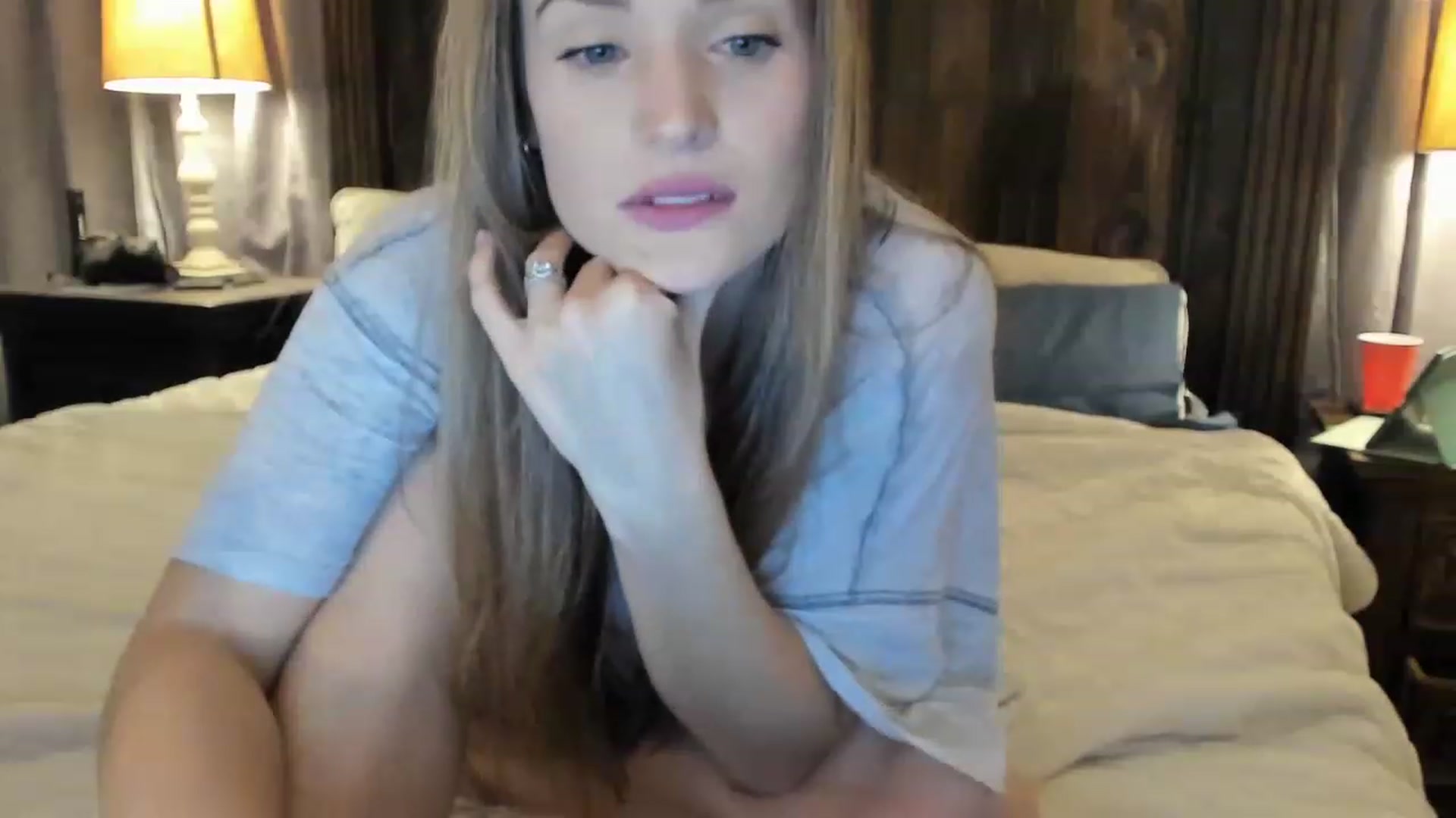 Gallery image thumbnail from Ember_Lynne's myfreecams stream on, 01/02/2023, 06:37 image 11 of 20