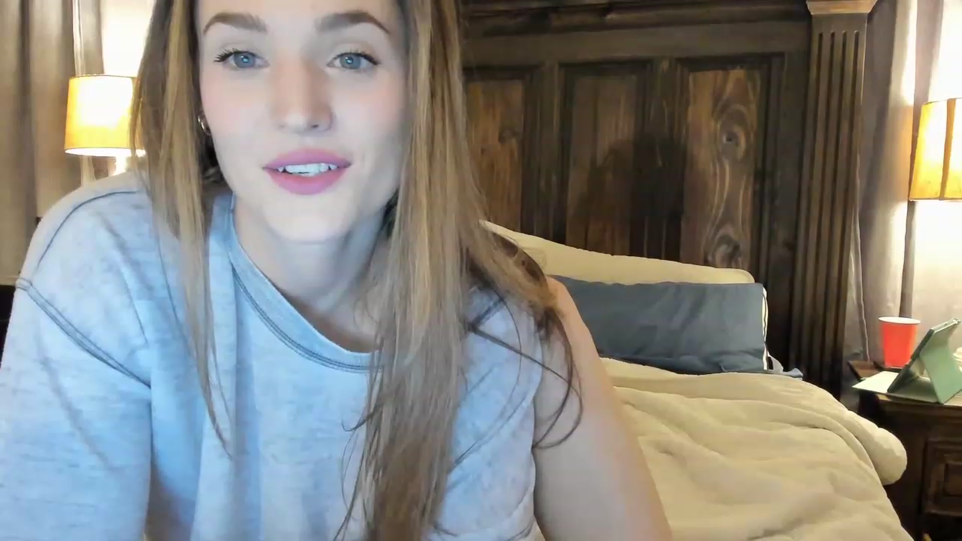 Gallery image thumbnail from Ember_Lynne's myfreecams stream on, 01/02/2023, 06:37 image 6 of 20