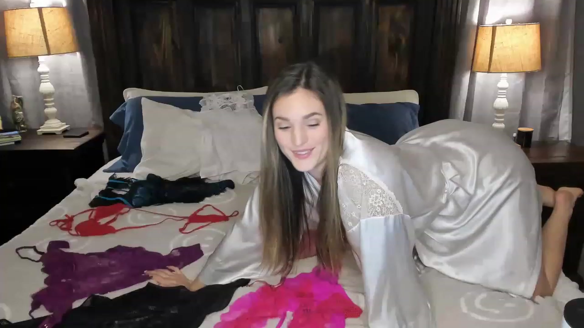 Gallery image thumbnail from Ember_Lynne's myfreecams stream on, 01/16/2023, 02:49 image 20 of 20