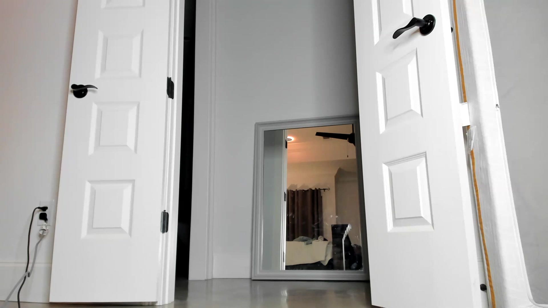 Gallery image thumbnail from Ember_Lynne's myfreecams stream on, 02/07/2023, 03:41 image 15 of 20